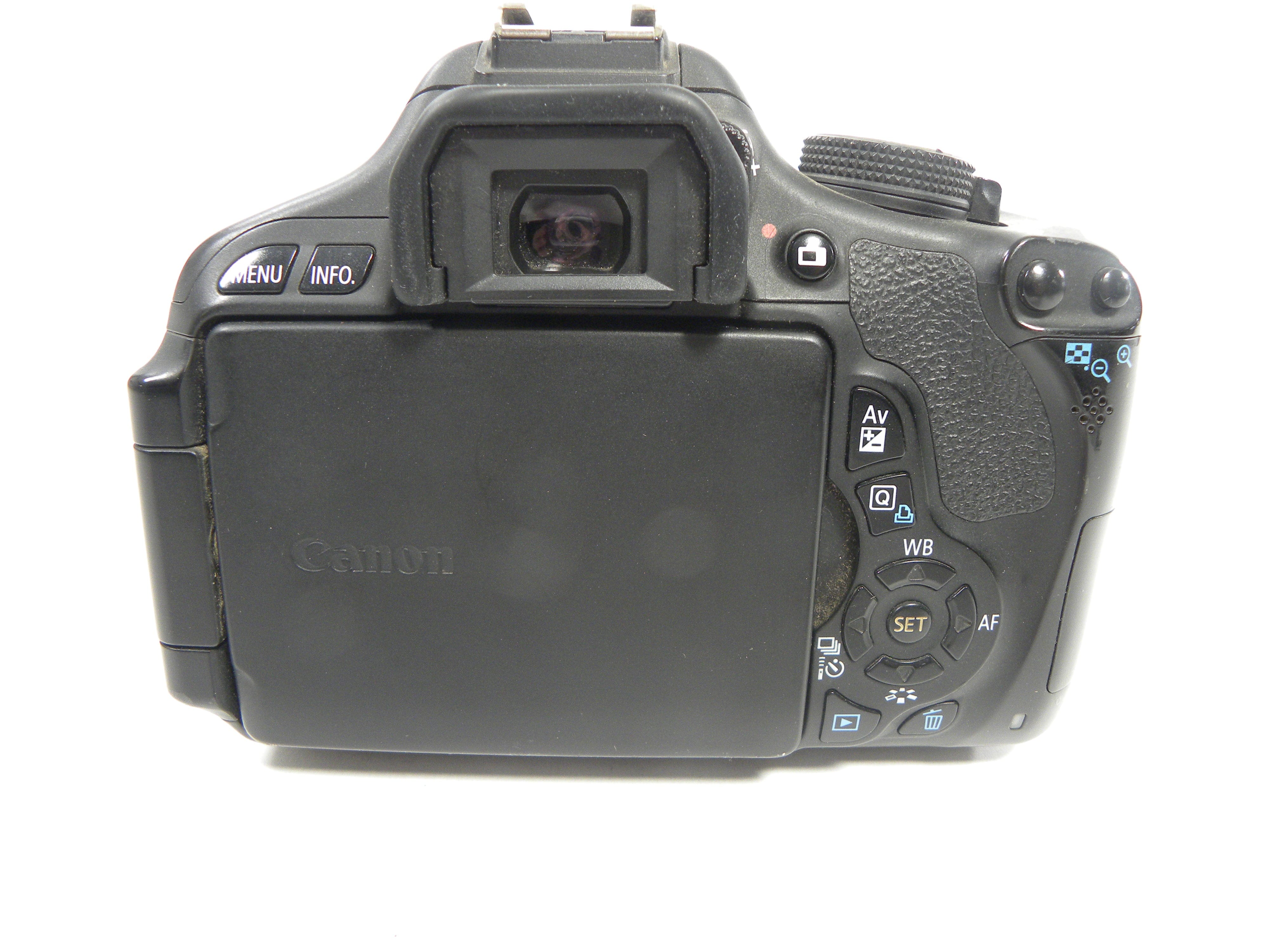 Canon EOS Rebel T3i 18.0mp Digital SLR w/EF-S 18-55 IS STM Shutter ct. 48,244