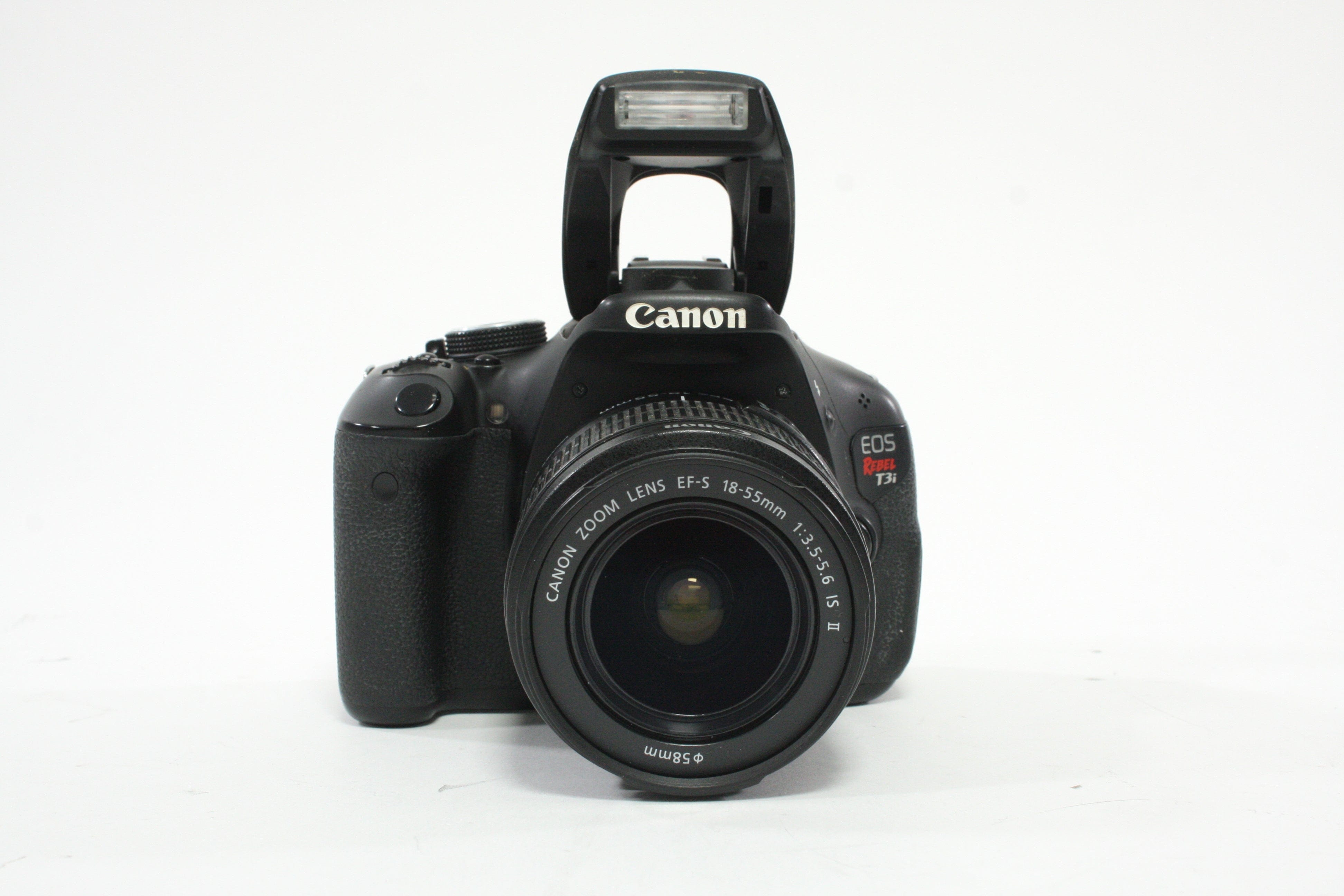 Canon EOS Rebel T3i DSLR Camera with 18-55mm f/3.5-5.6 IS II EF Lens with a Shutter Count of 35,026