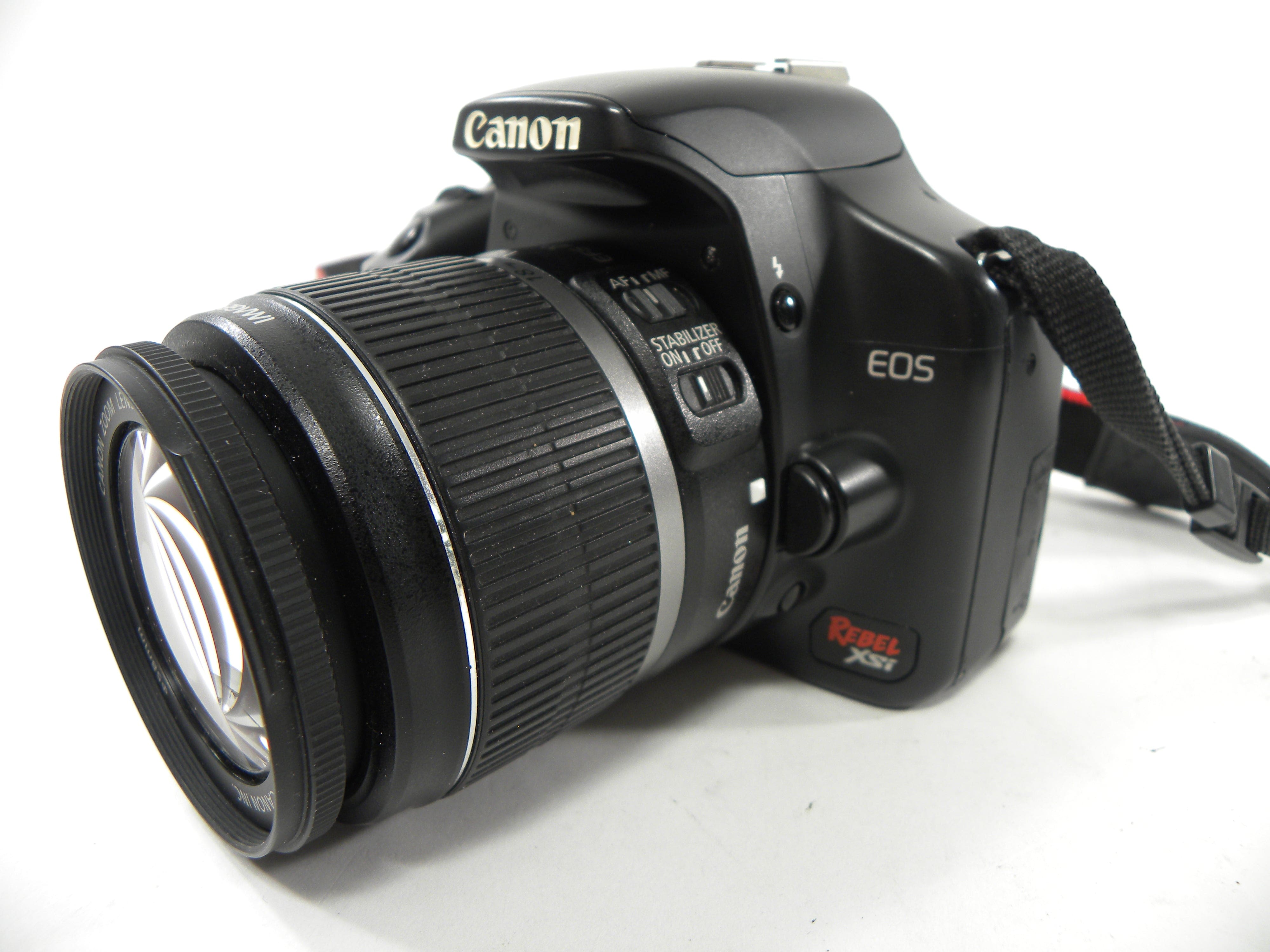 Canon EOS Rebel XSi 12.2mp Digital SLR w/EF-S 18-55 Shutter Ct. 22,563