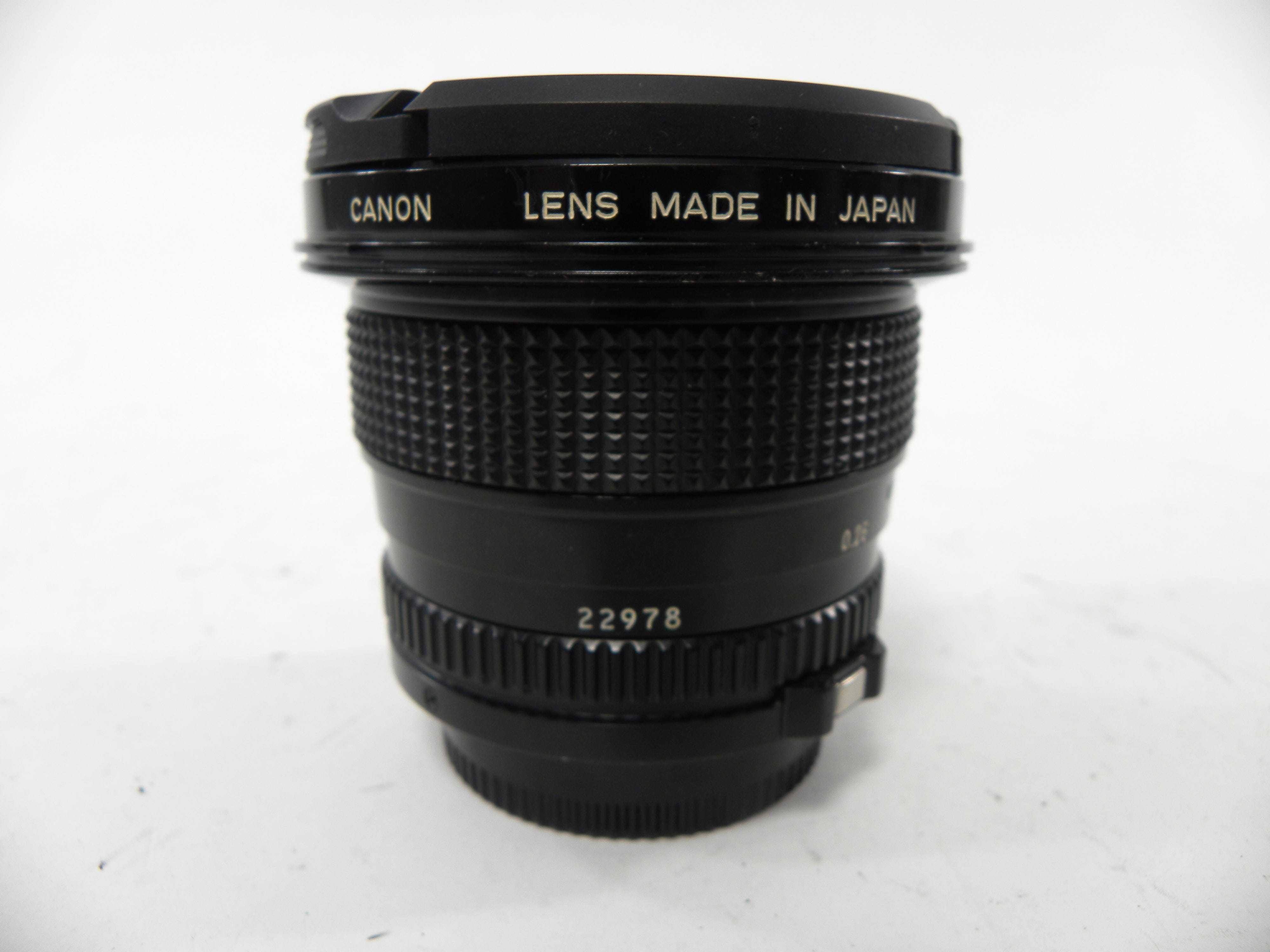 Canon FD 17mm f4 lens (Parts or Repair) AS IS