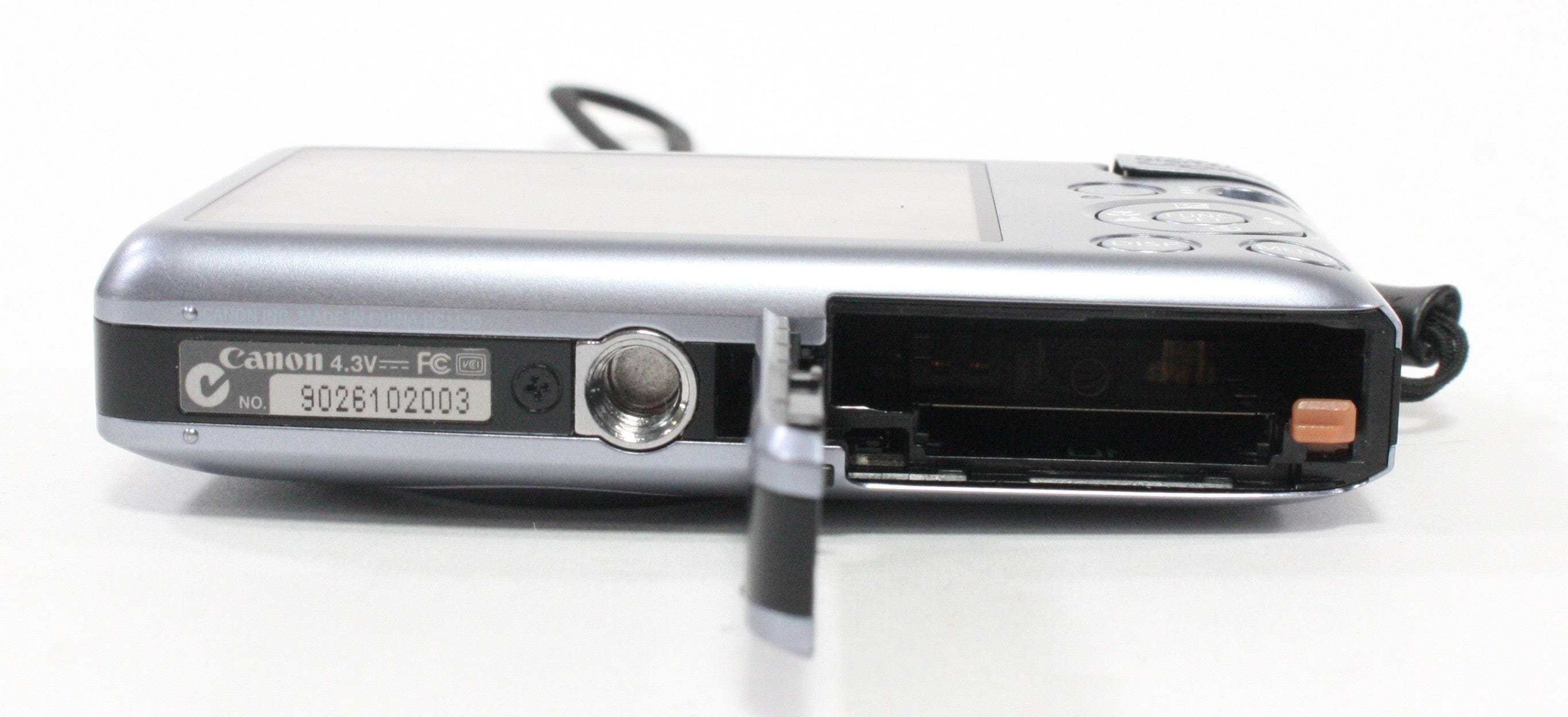 Canon PowerShot SD940 ELPH 4x Zoom 12.1mp Digital Camera