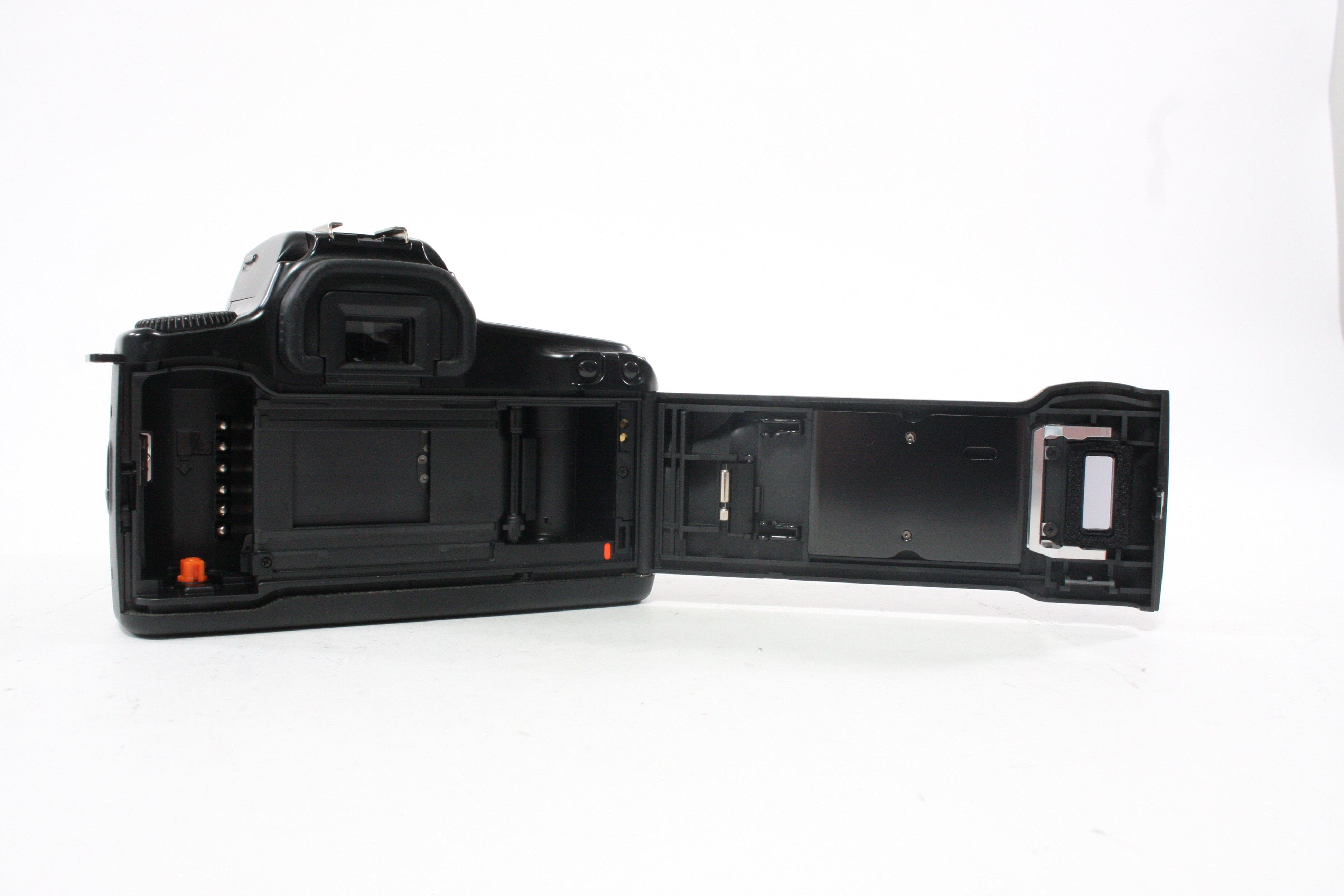 Canon Rebel S II 35mm SLR Camera with 35-105 f/4.5-5.6 Lens
