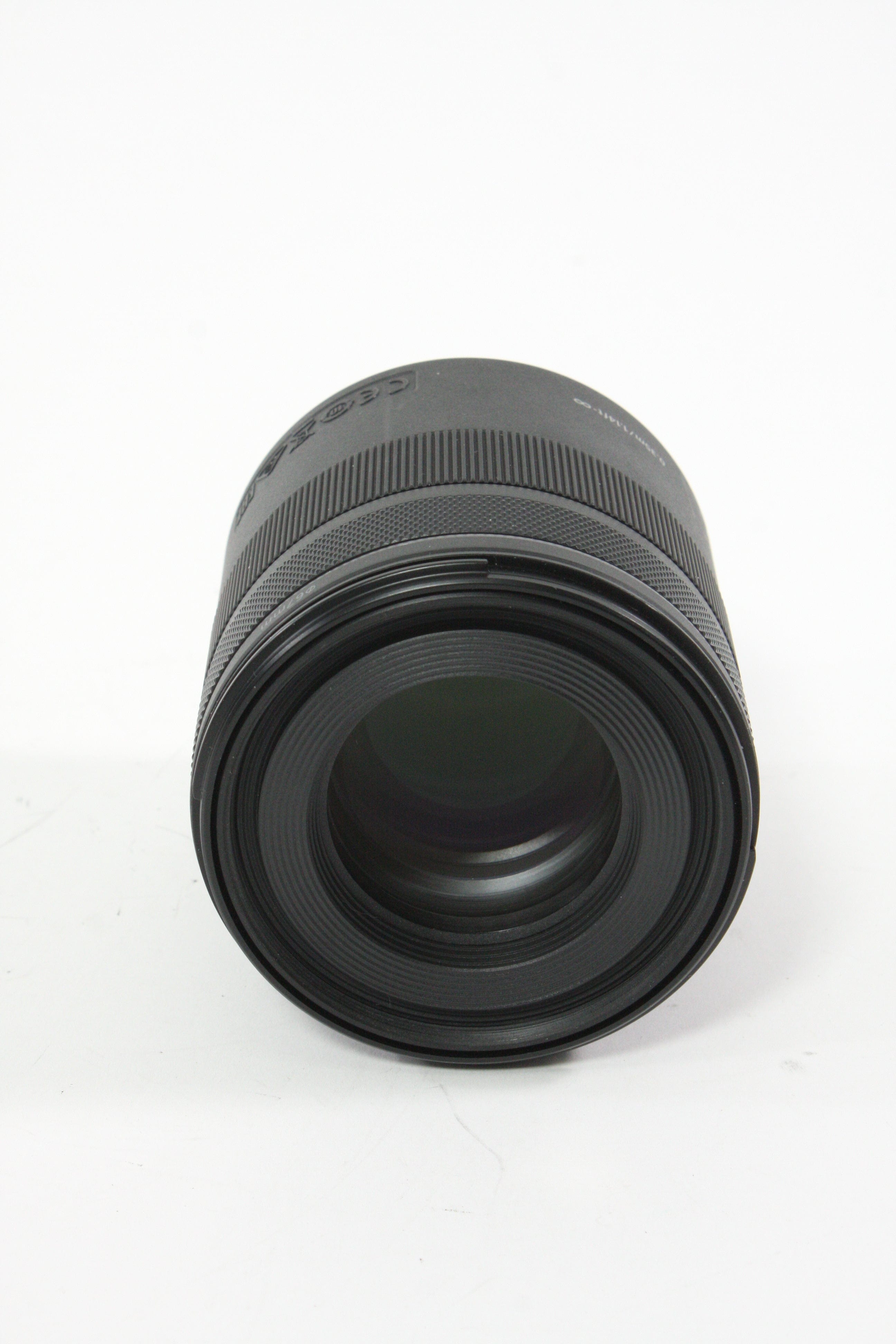 Canon RF 85mm F2 Macro IS STM