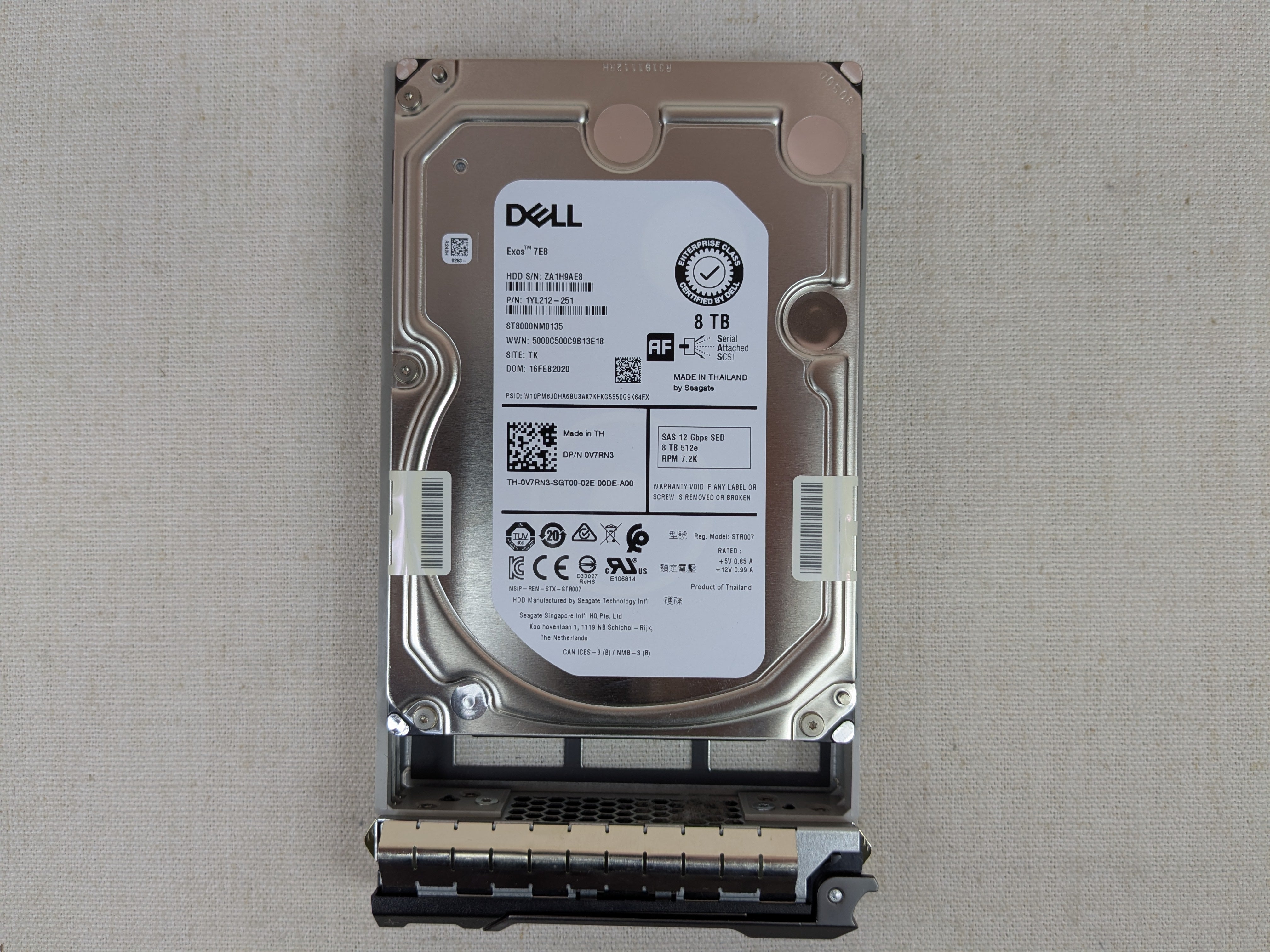Dell V7RN3 8TB 7.2k 12Gb/s 3.5" SAS SED Hard Drive ST8000NM0135 w/ 13G Tray