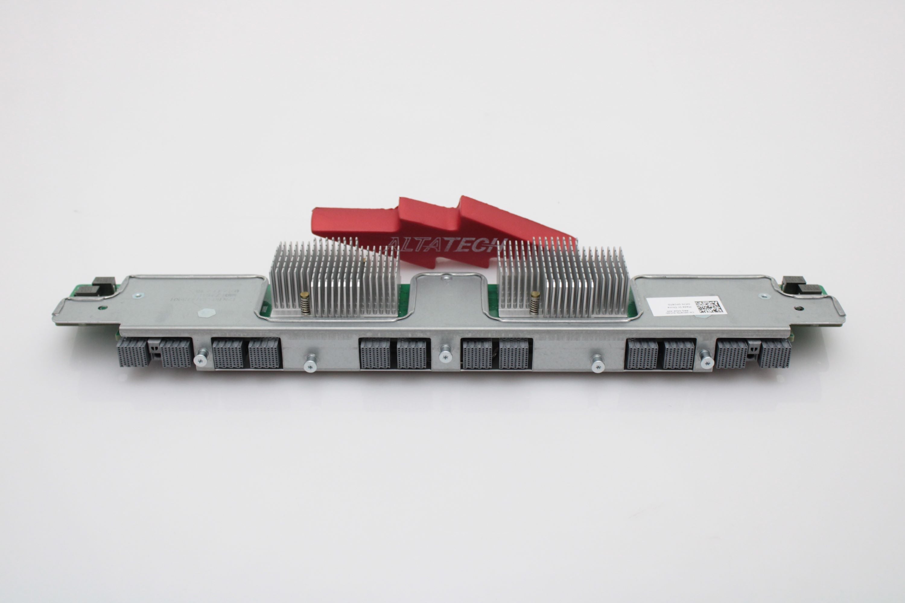 Dell 3M0XD BACKPLANE BOARD NVME 2.5X24 R7425 KIT * without cables *