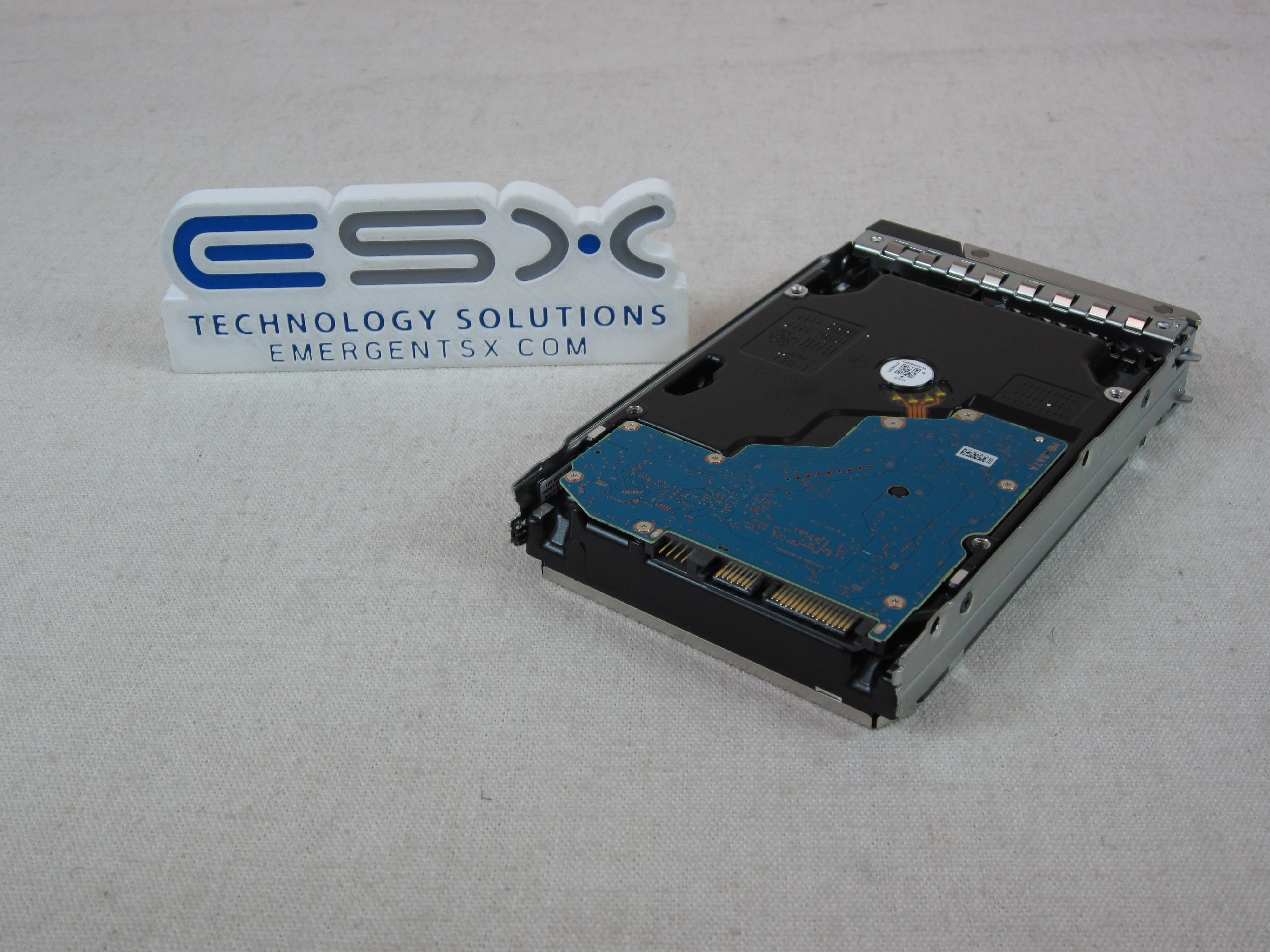 Dell HPGJ4 16TB 7.2k 6Gb/s 3.5" SATA Hard Drive MG08ACA16TEY w/ 14G Tray