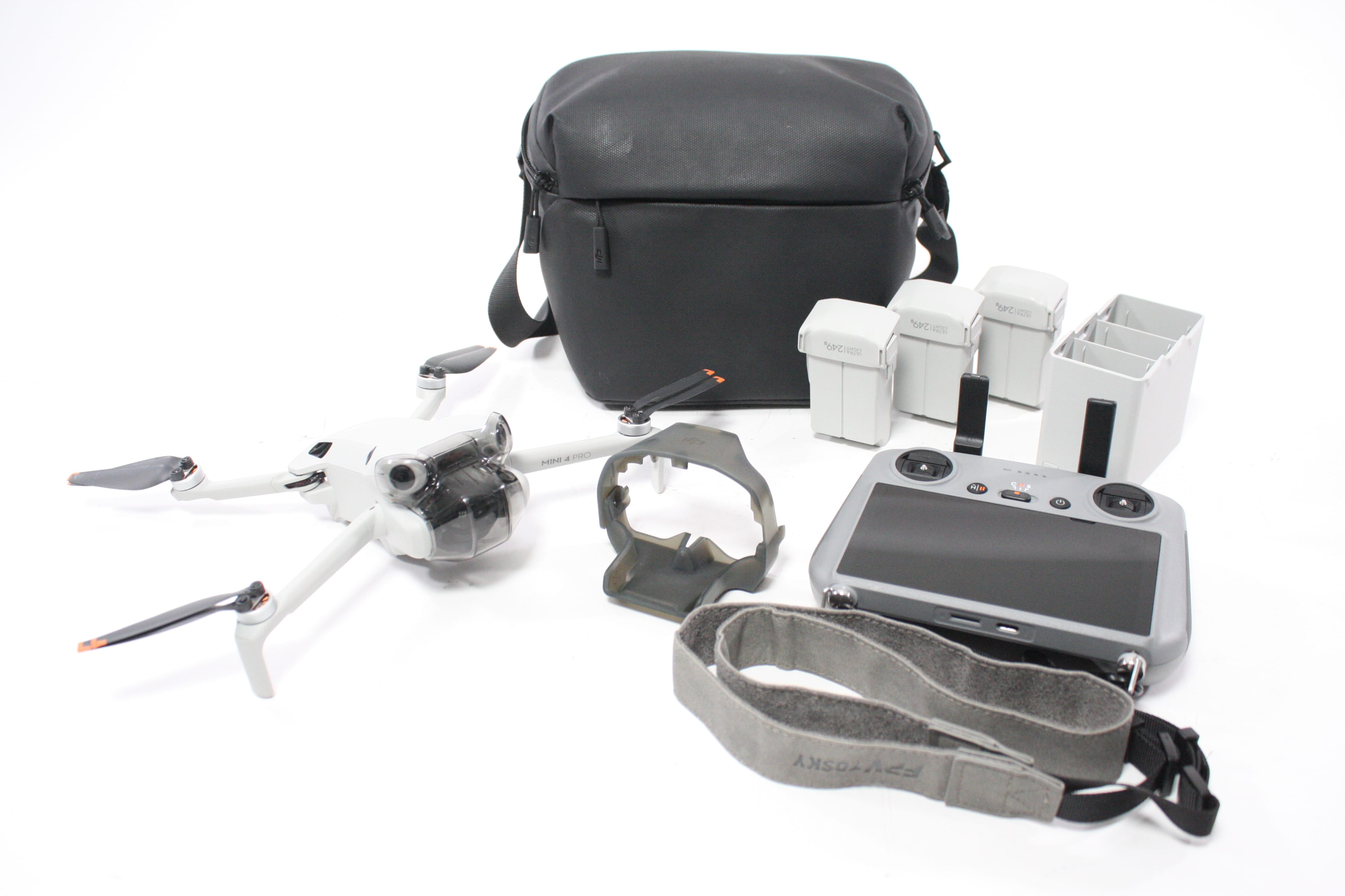 DJI Mini 4 Pro Drone with RC RC331 Remote
