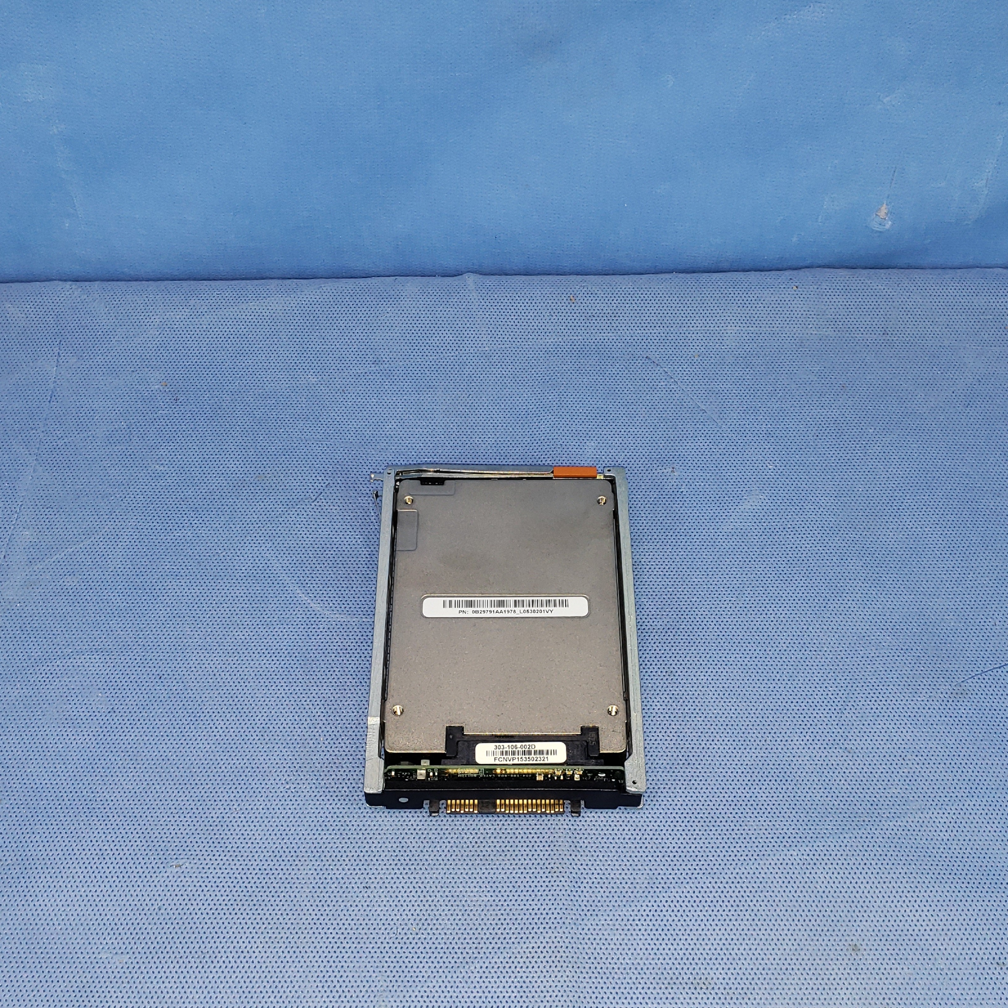 EMC XtremIO 400GB 6Gb SAS 2.5" SED SSD - PN: 005051100