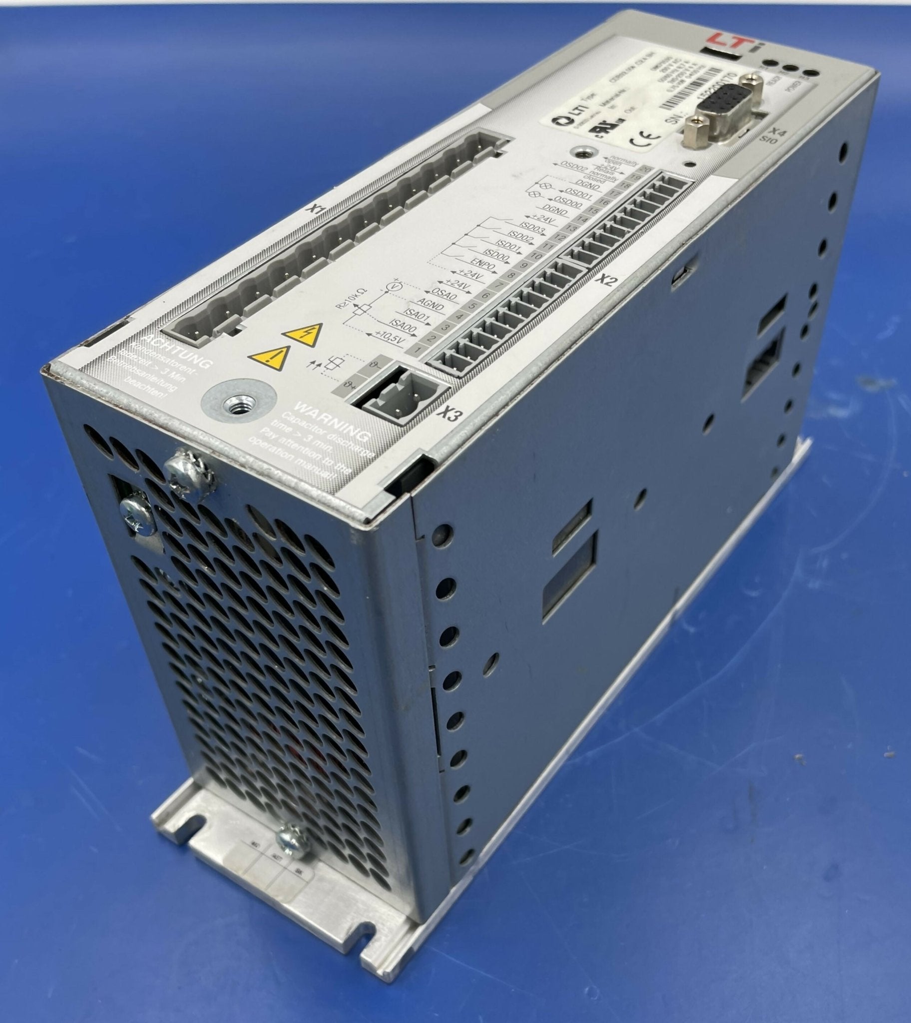 FREQUENCY INVERTER CDB32.004 1.7K VA (8673530/08673530 SIEMENS/LUST