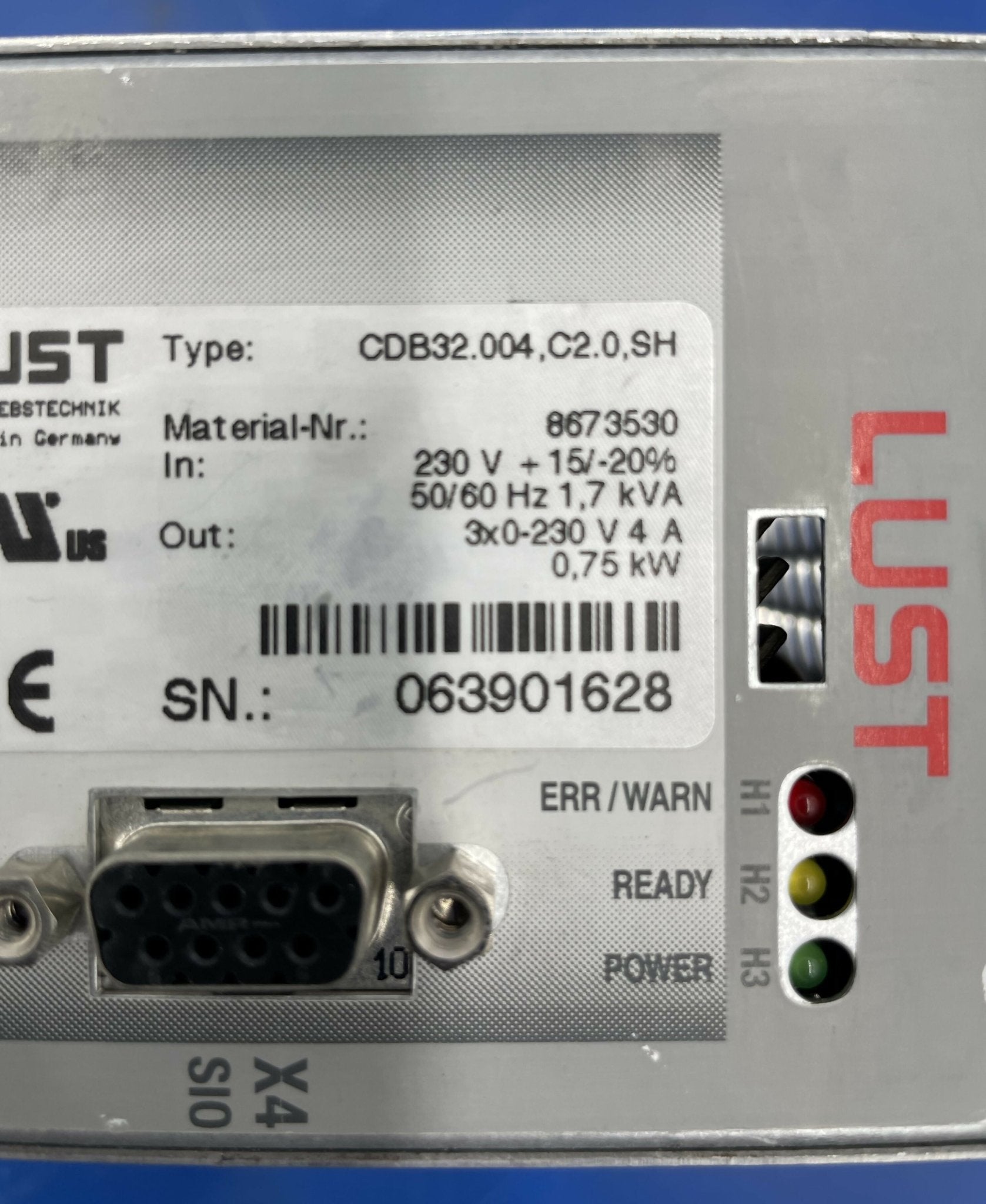 FREQUENCY INVERTER CDB32.004 1.7K VA (8673530/08673530 SIEMENS/LUST