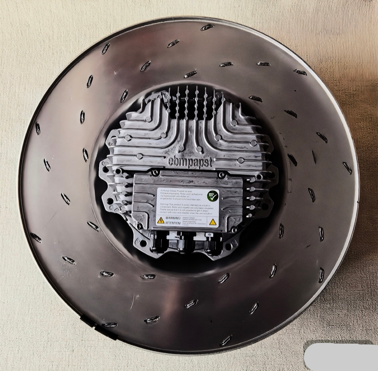 R3G560-AH07-13 ebm-papst centrifugal fan 3~200-240V 2.9kW 9.2A 1510rpm