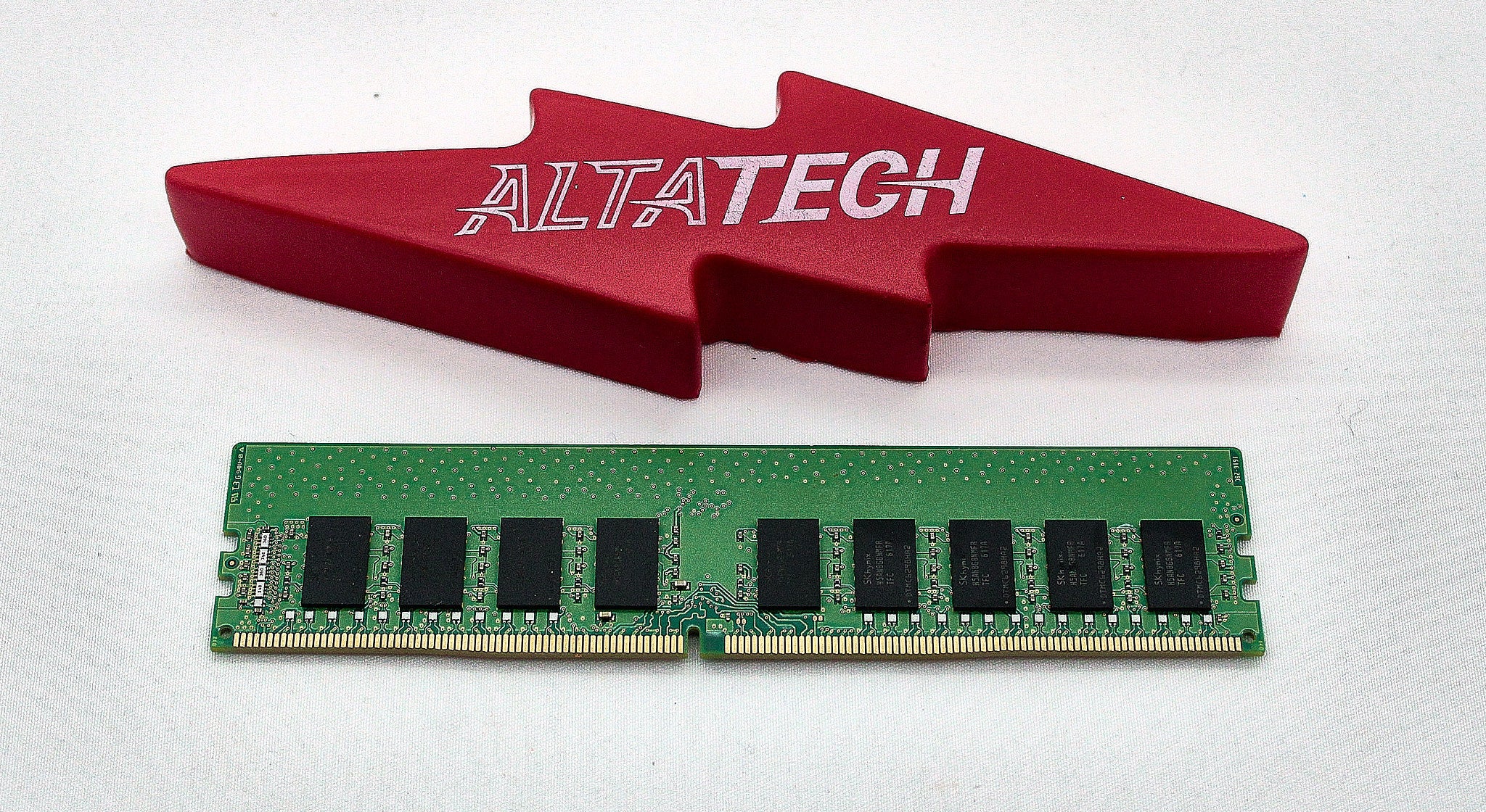 HP 797259-091 16GB PC4-17000E DDR4-2133 2RX8 ECC
