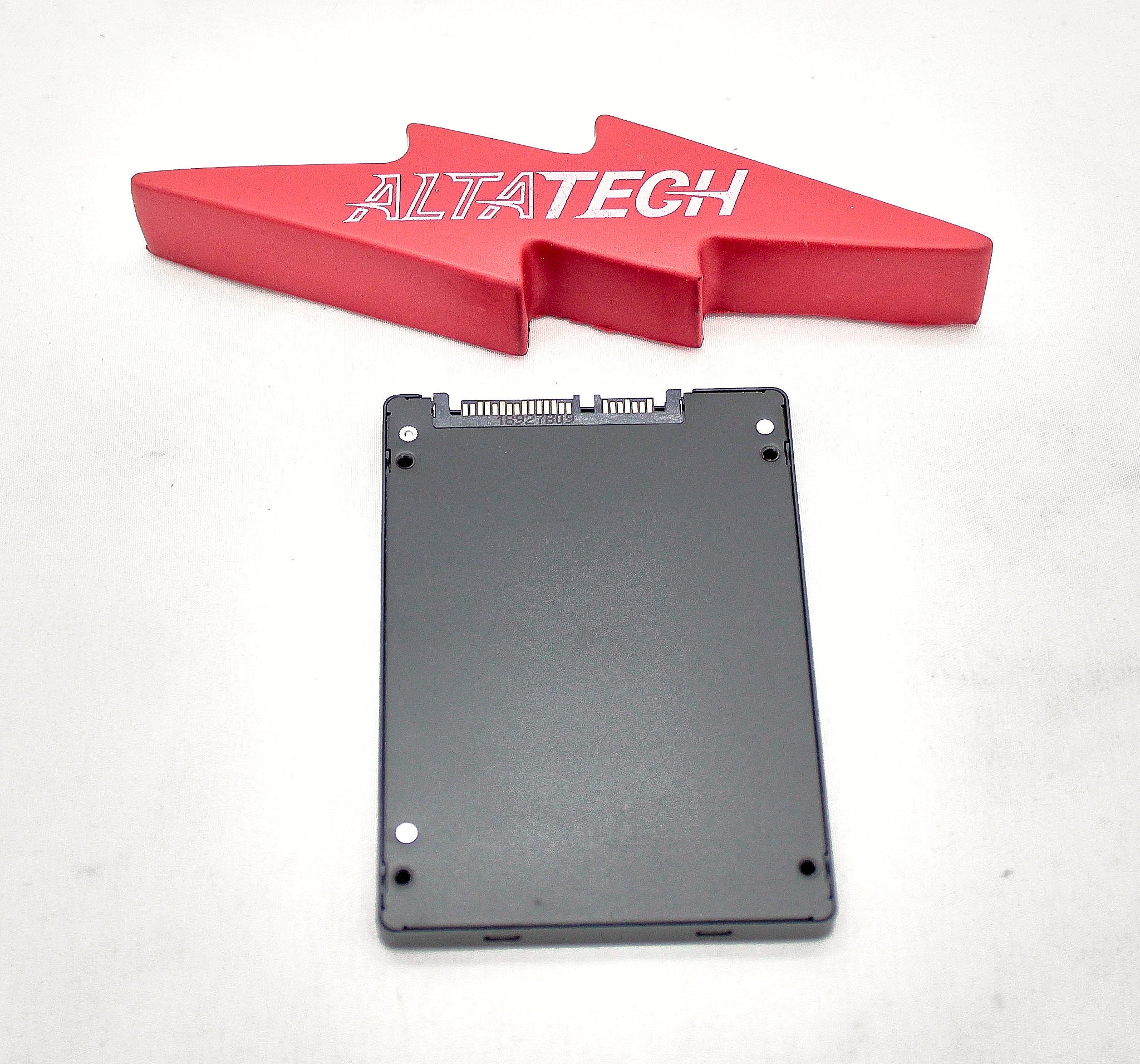 HP 903104-001 512GB SSD 2.5 SATA 6G Micron 1100