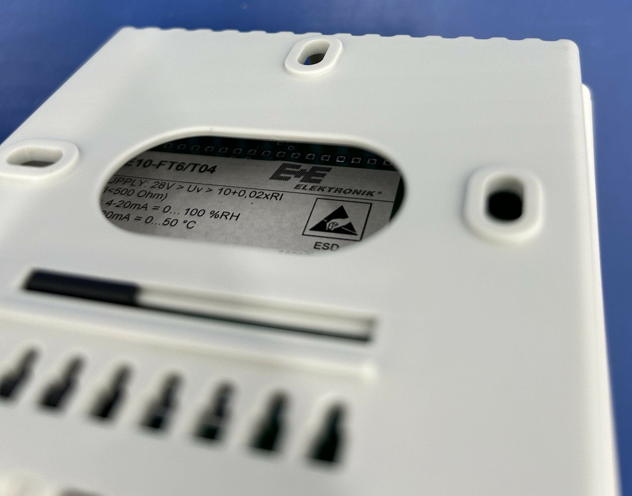 HUMIDITY TEMPERATURE TRANSMITTER (03064433/EE10-FT6/T04 SIEMENS