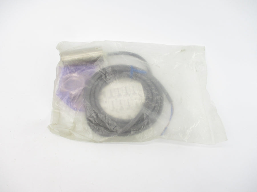 OMRON E2E2-X10Y2 24-240VAC 2M NSMP