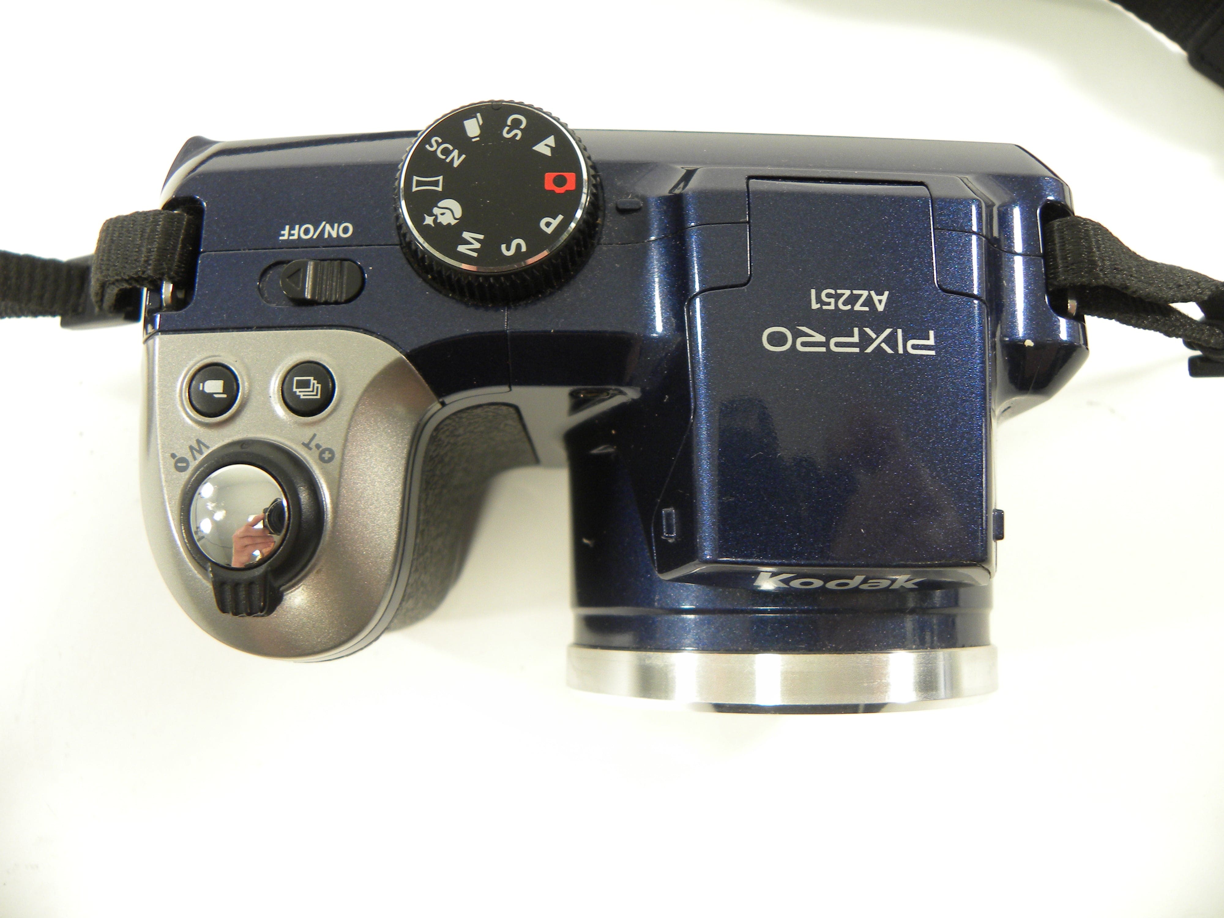 Kodak PIX Pro AZ 251 16.0mp Digital Camera