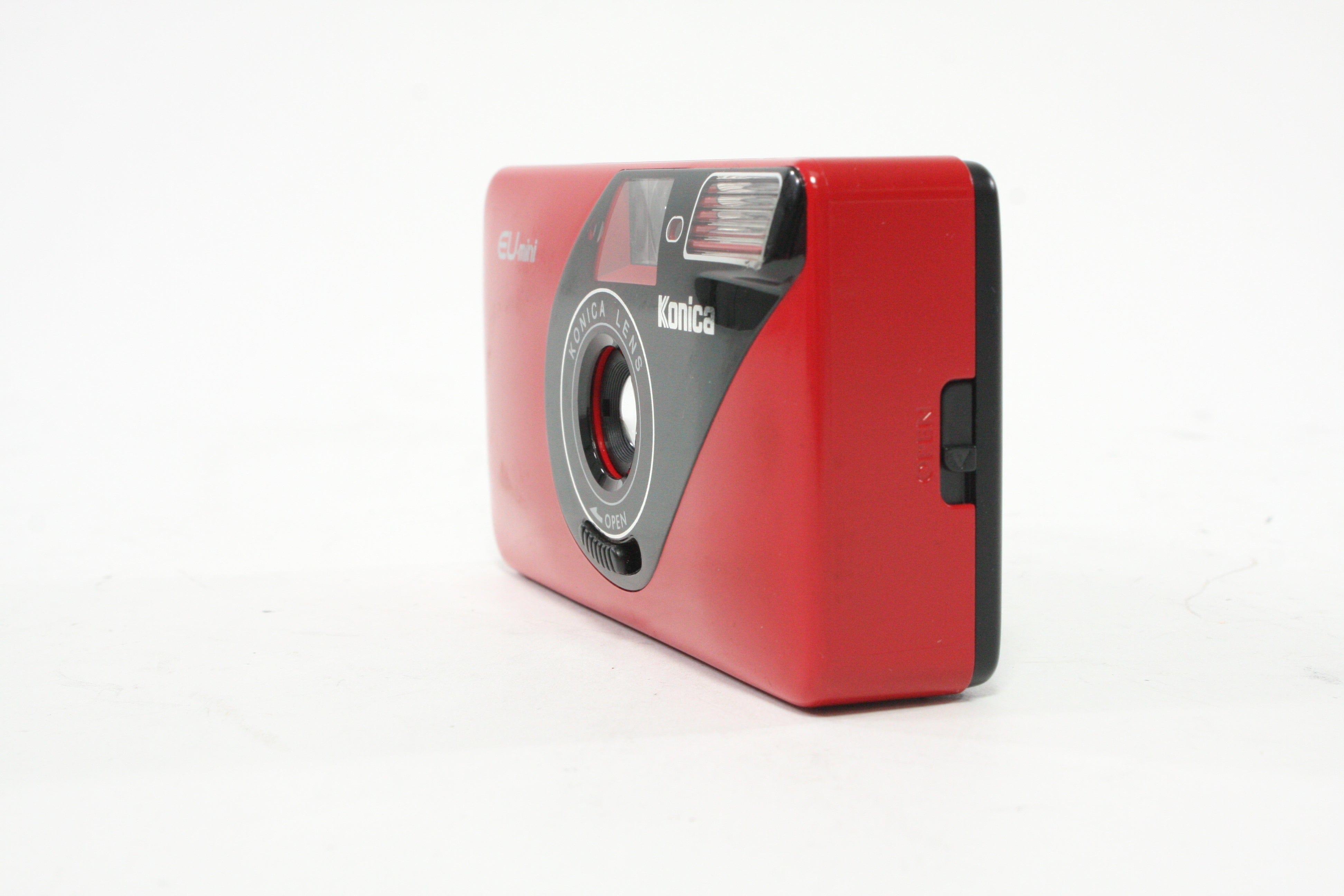Konica EU-Mini 35mm Camera in Case (Red)