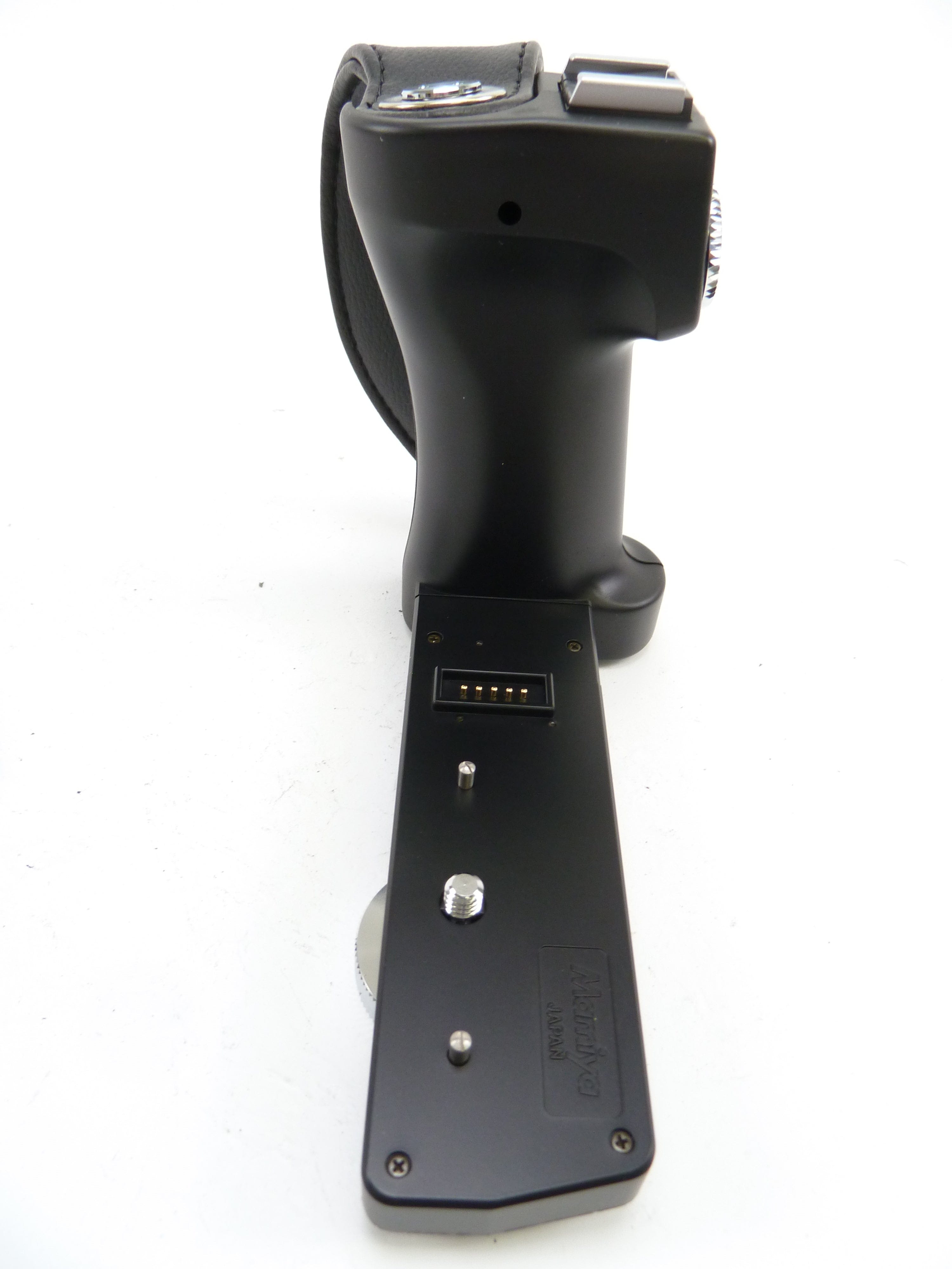 Mamiya 645 Left Hand Grip with Mamiya 645 Super Adapter GL402