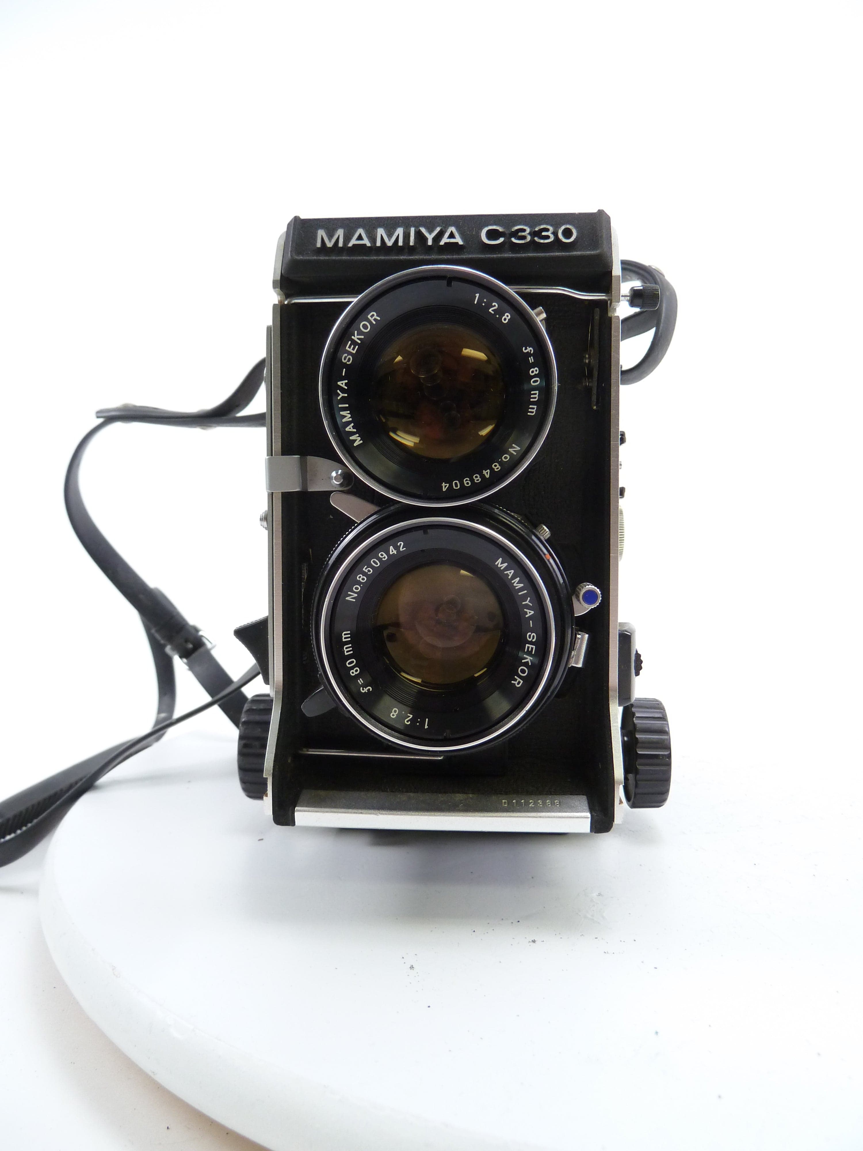 Mamiya C330F Camera Outfit with 80MM f2.8 Blue Dot Lens