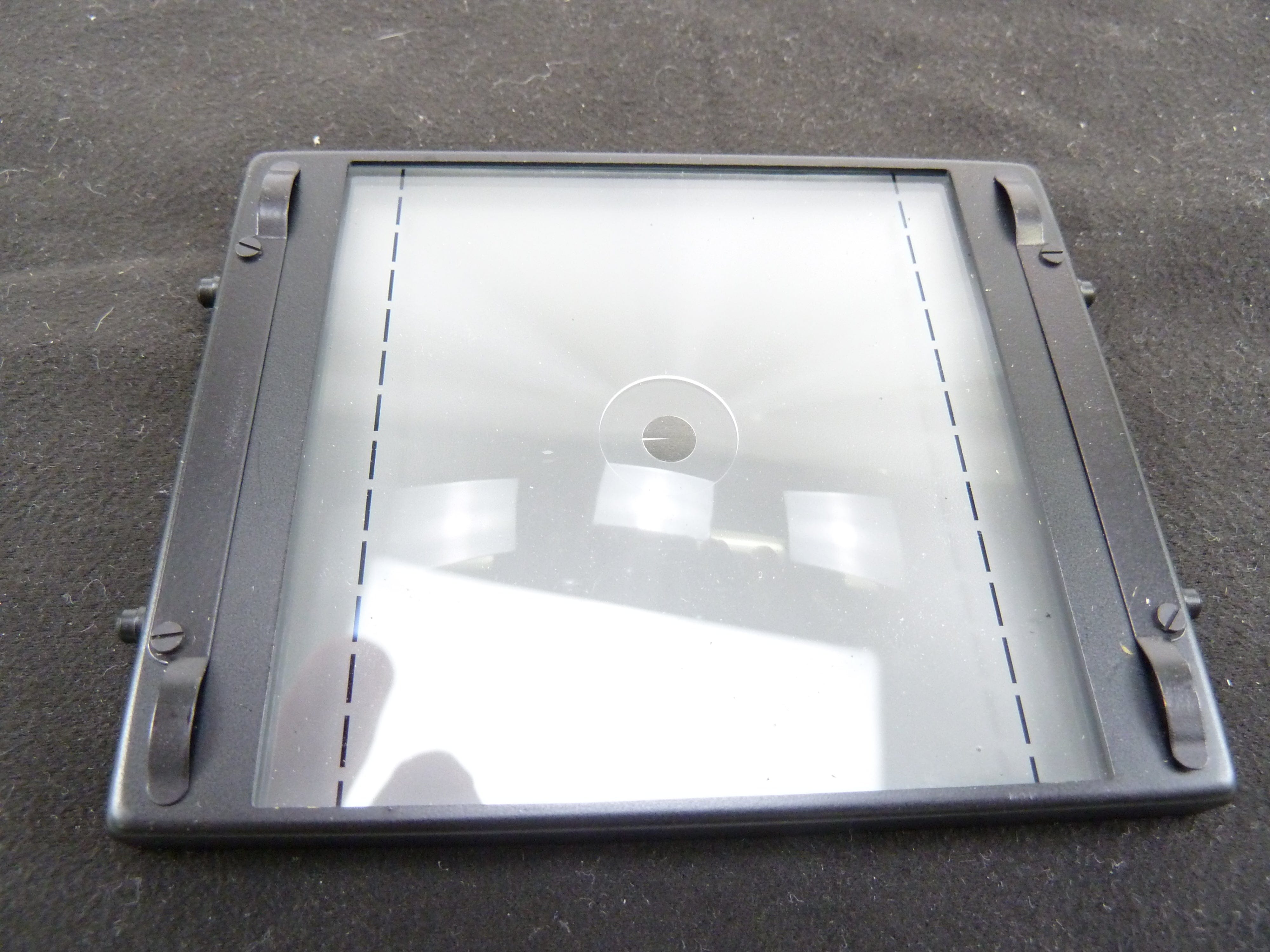 Mamiya RB67 Horizontal Split Image with Micro Prism Focusing Screen