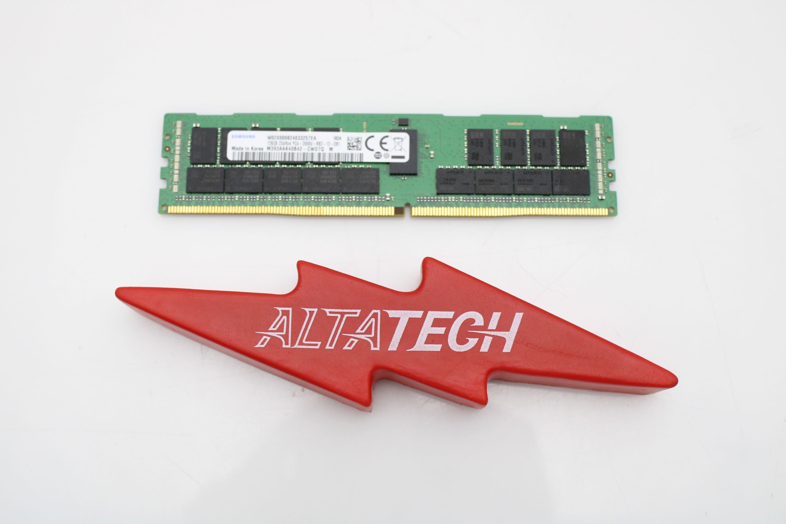 Samsung M393AAK40B42-CWD7Q 128GB PC4-21300V DDR4-2666 8RX4 ECC