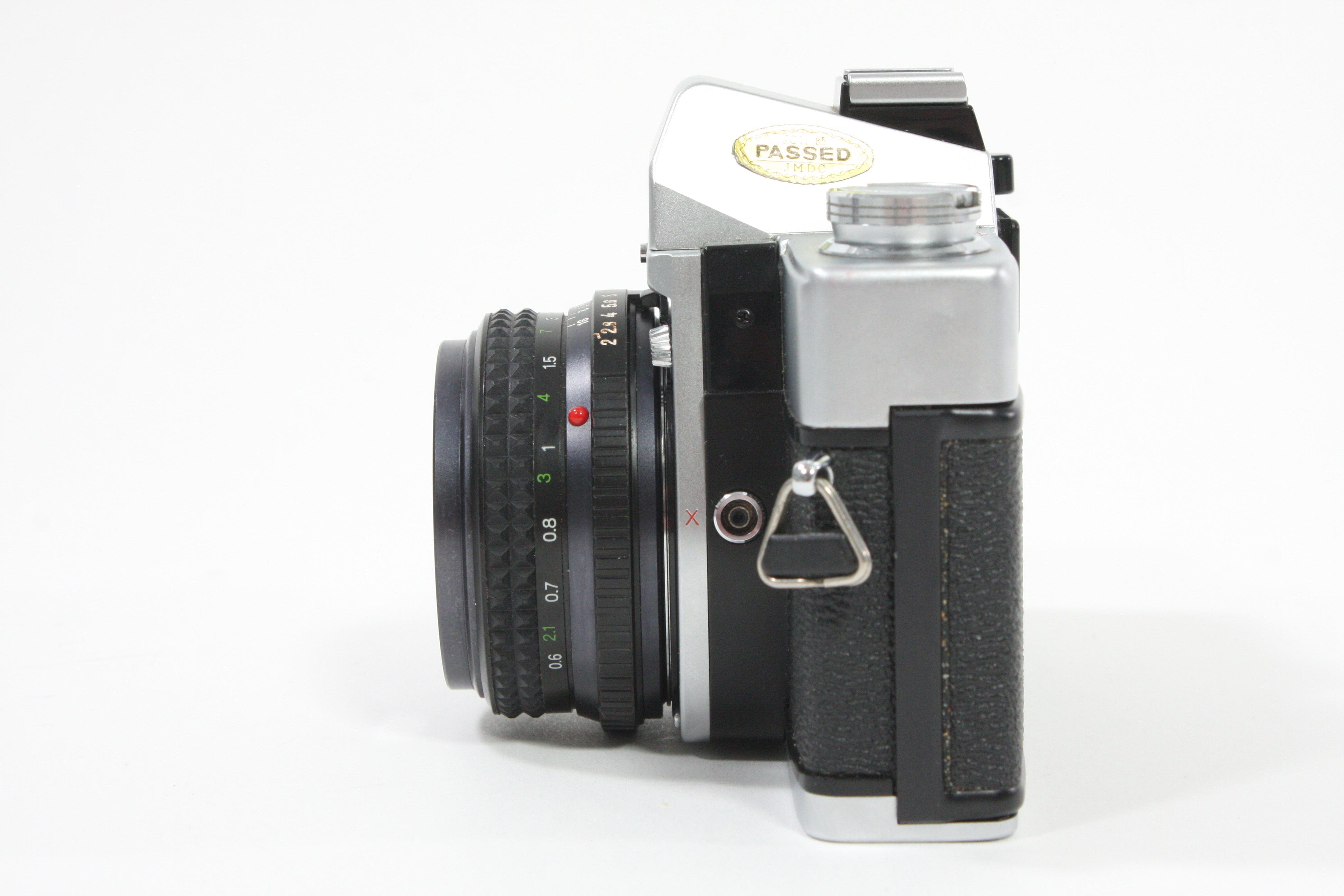 Minolta SRT-200 with 45mm f/2 Lens