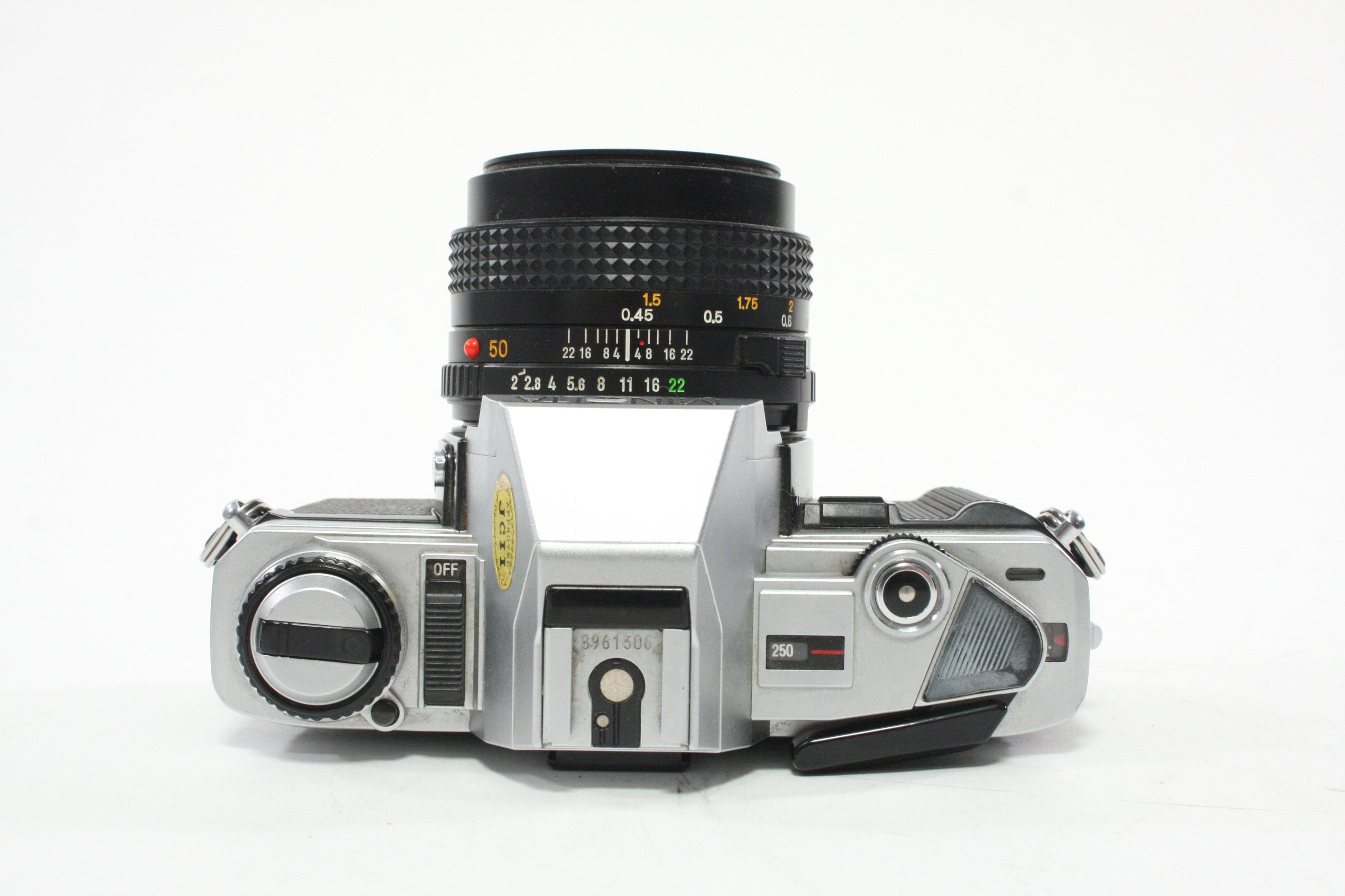 Minolta X-370 35mm SLR Camera with 50mm f/2 MD Lens