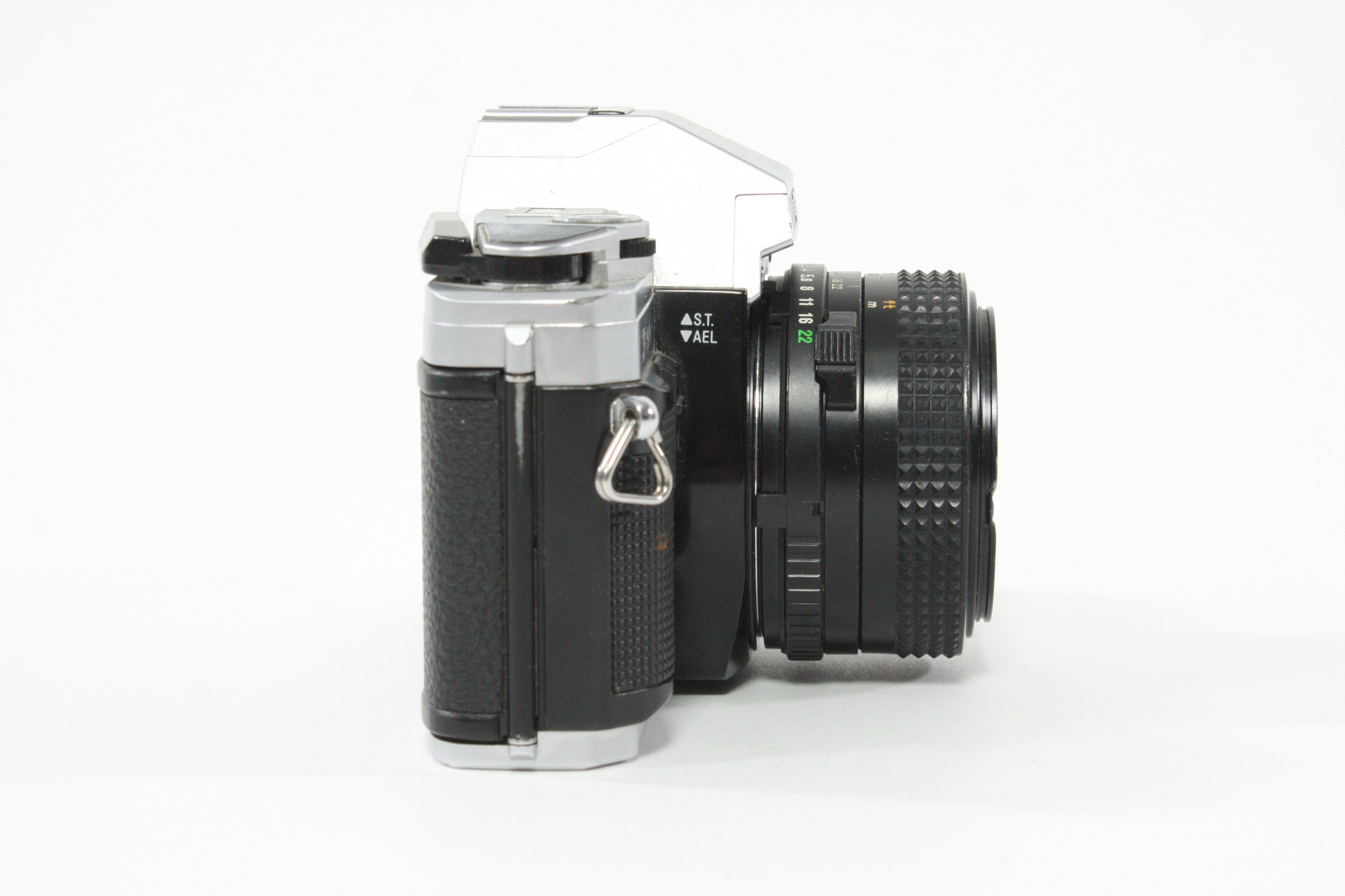 Minolta X-370 w/50mm F2