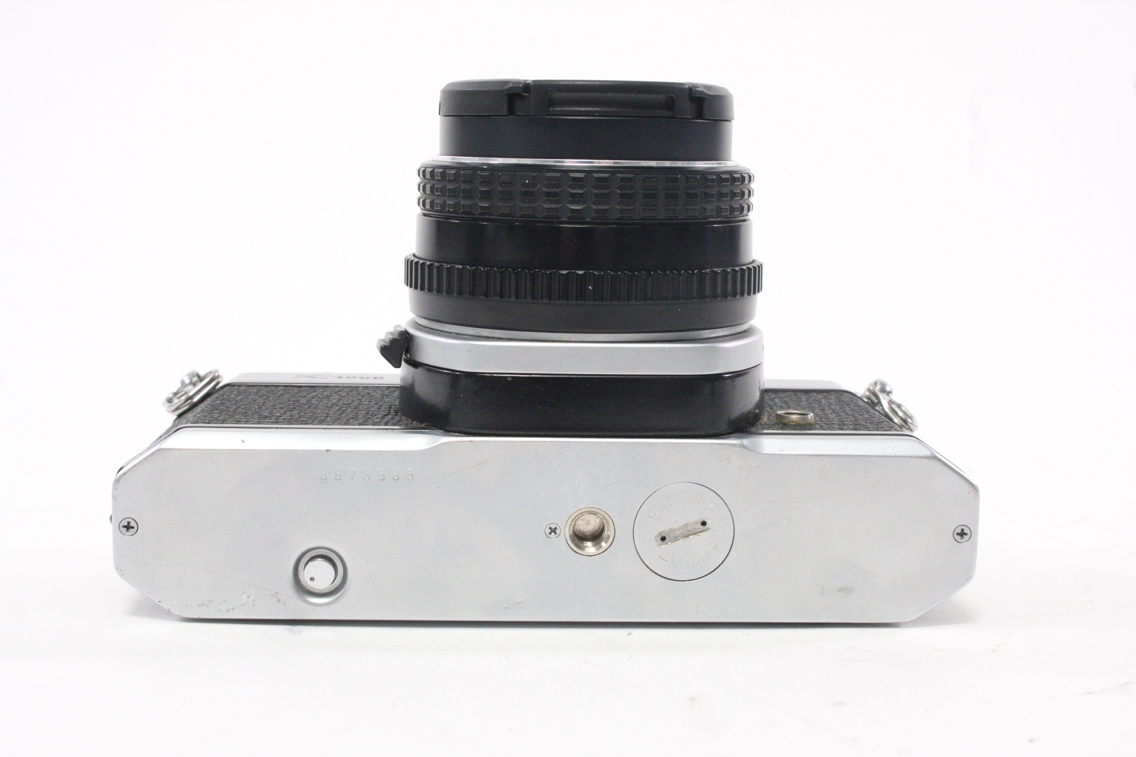 Minolta X-700 35mm SLR Camera with 50mm f/1.7 Lens