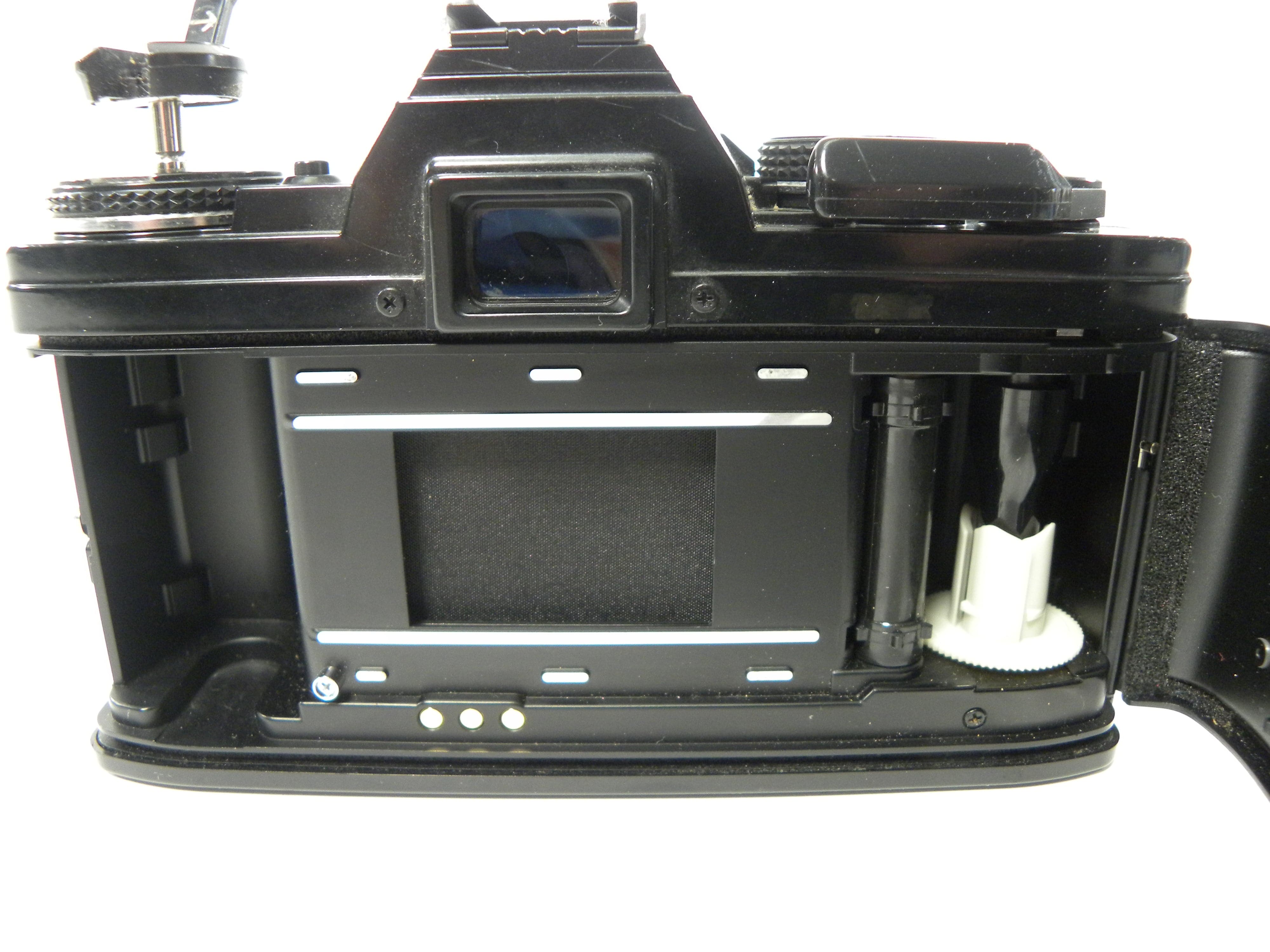 Minolta X-700 35mm SLR w/MD 50mm f2