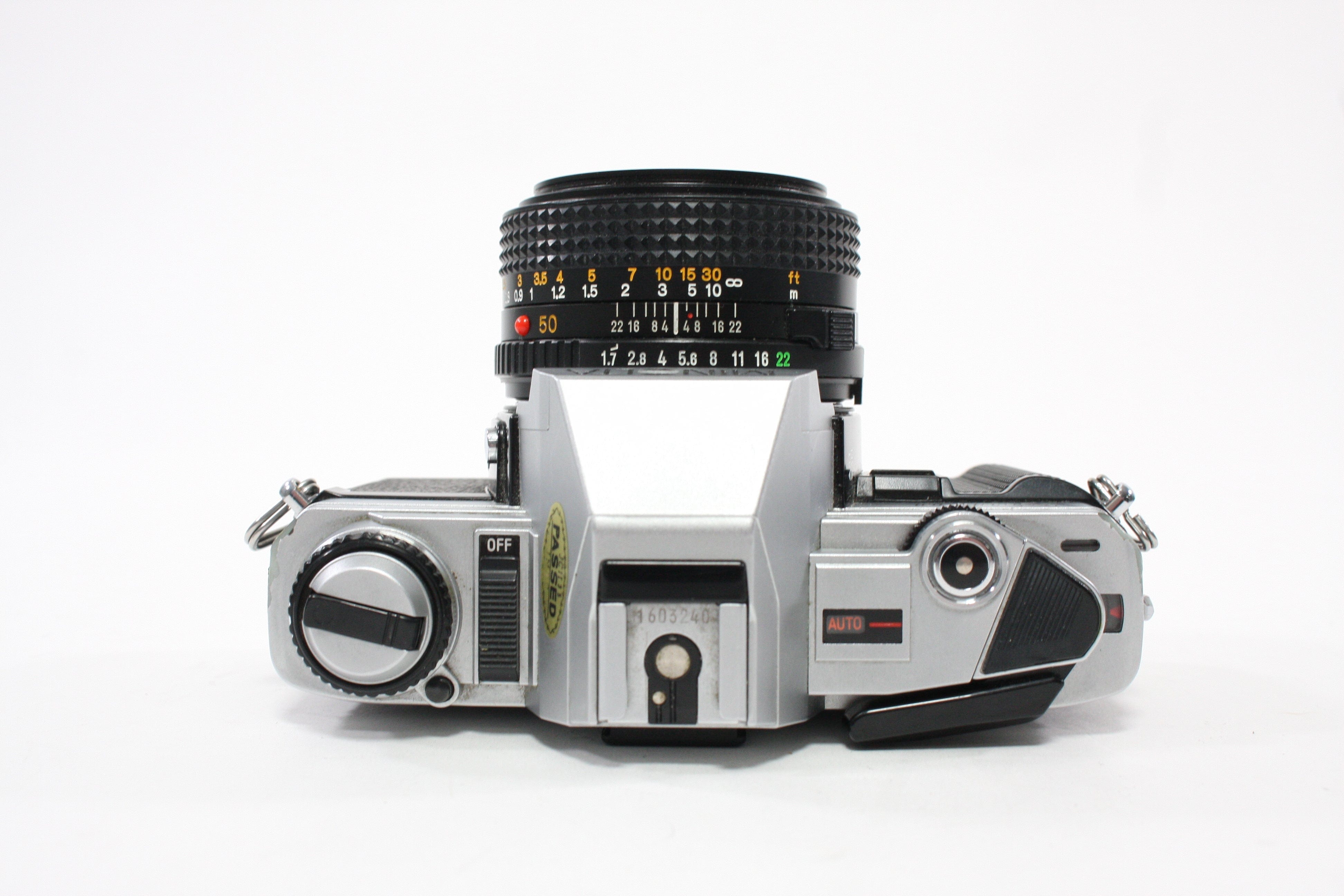 Minolta X370 35mm SLR Camera with 50mm f/1.7 Lens