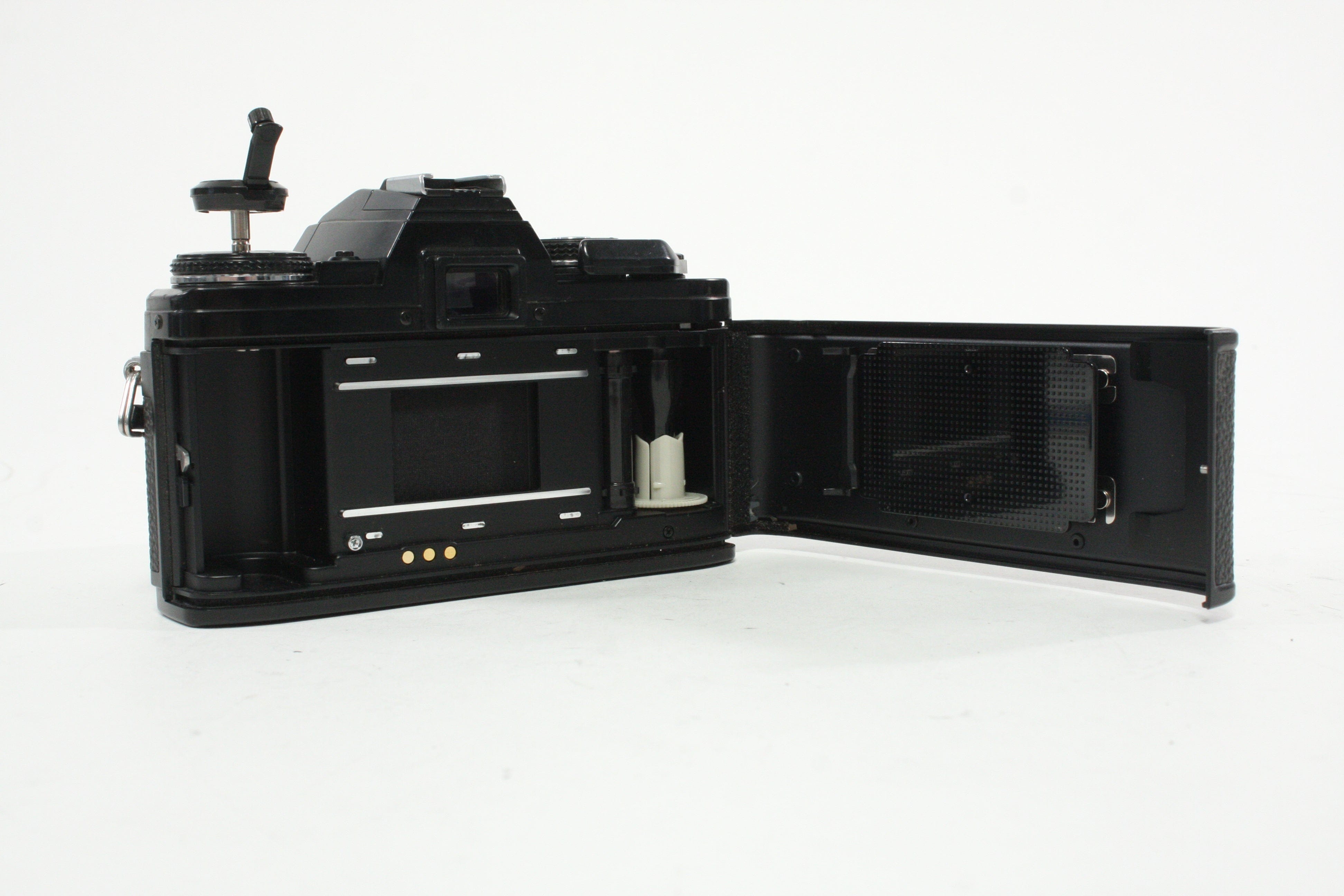 Minolta X700 35mm SLR Camera with a 50mm f/2.0 Lens