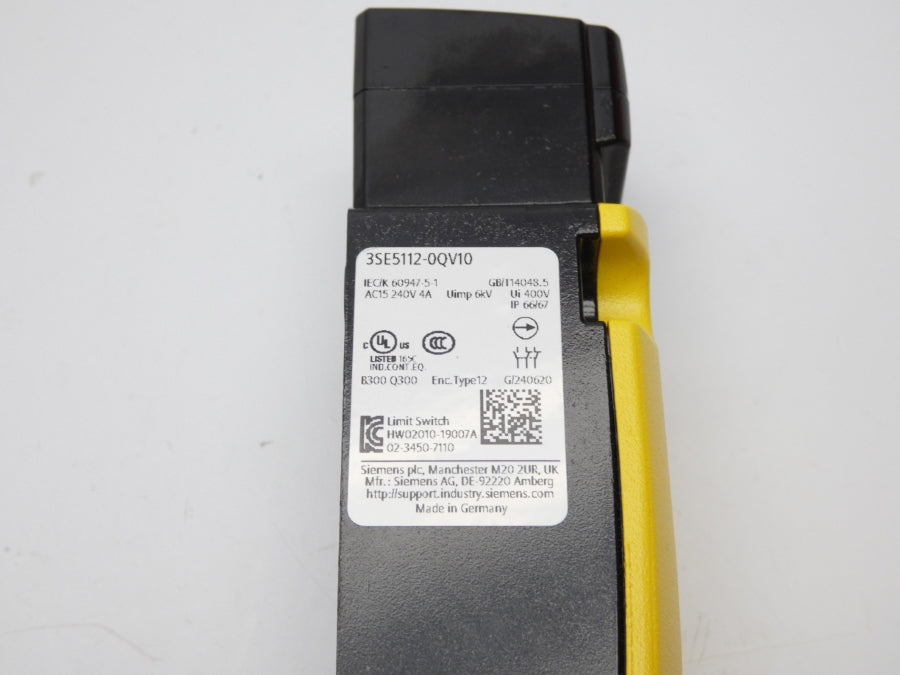 SIEMENS 3SE5112-0QV10 240V 4A (NO KEY) NSMP