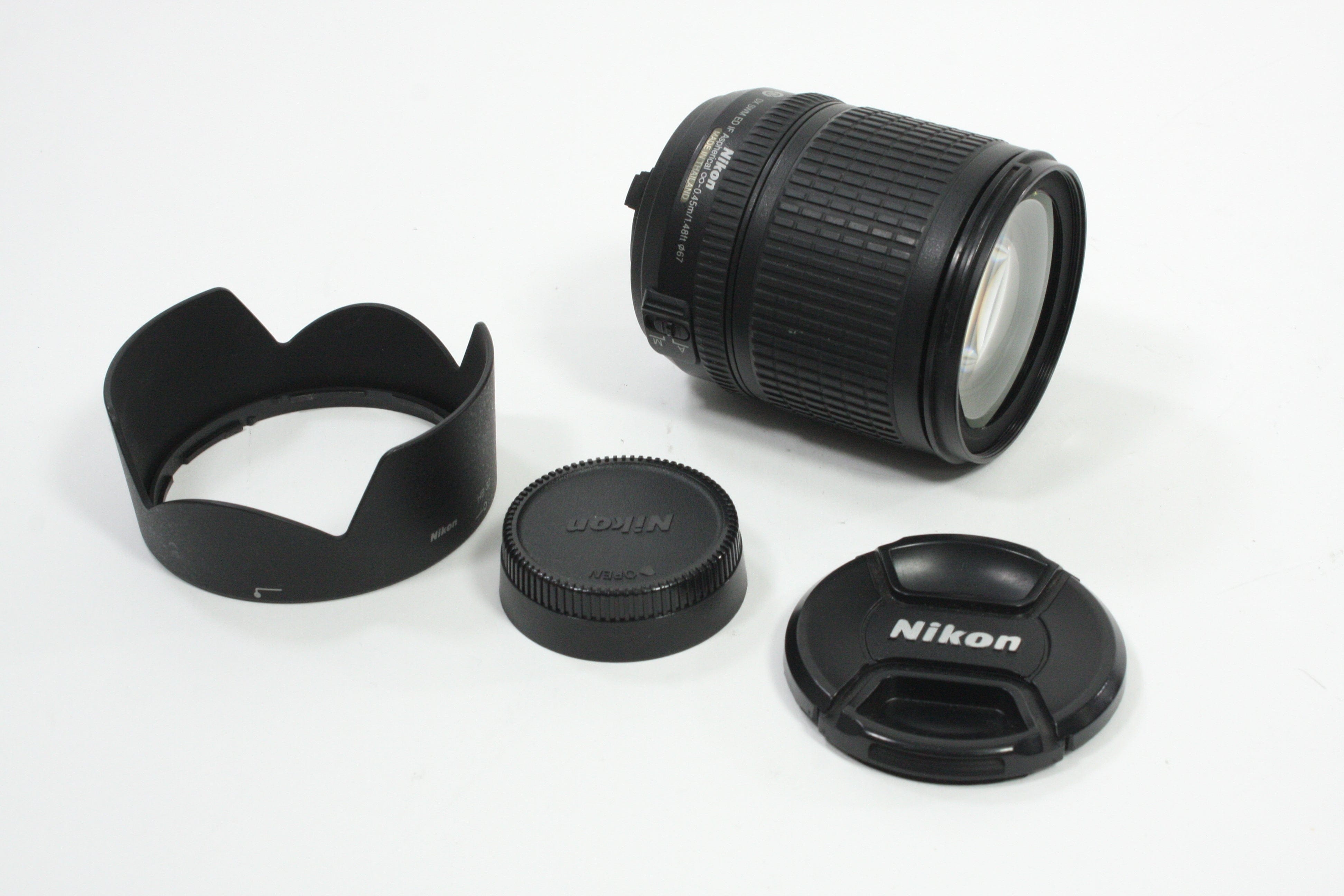 Nikon 18-135mm f/3.5-5.6 G ED DX AF-S Lens for Nikon AF Mount