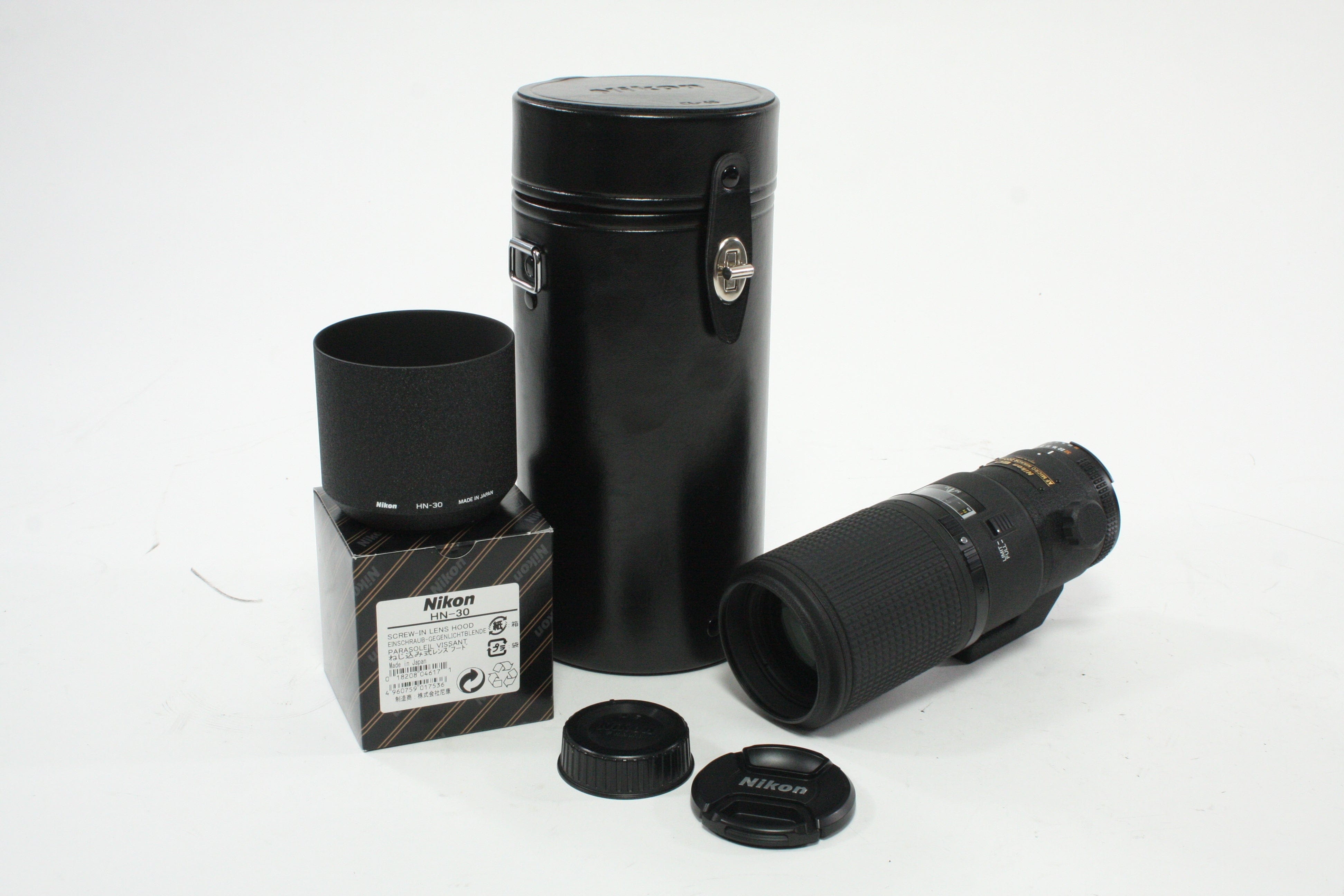 Nikon 200mm f/4 D AF Micro Nikkor IF -ED Lens for Nikon F Mount