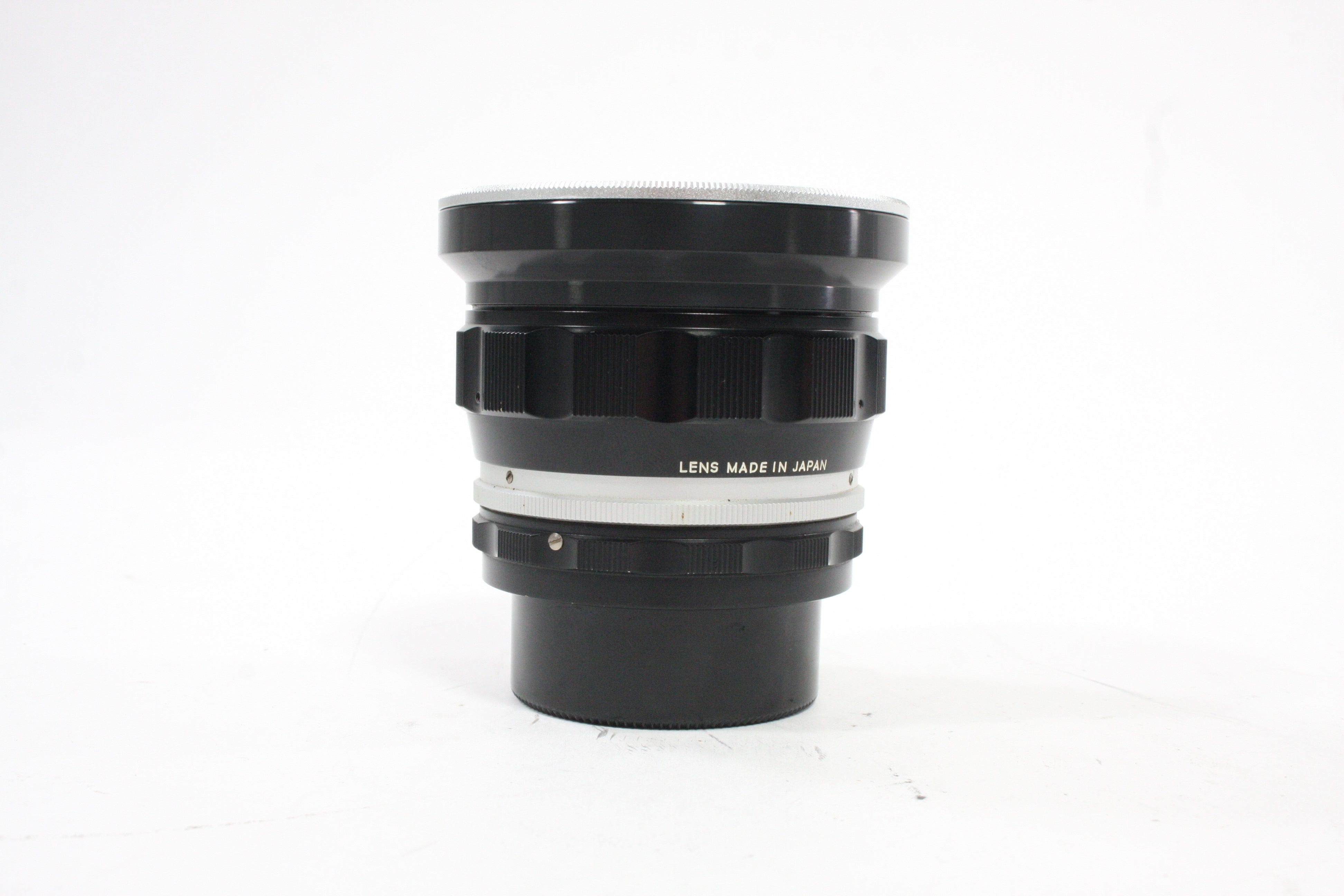 Nikon 20mm f/3.5 Nikkor-UD Non Ai Lens for Nikon F Mount