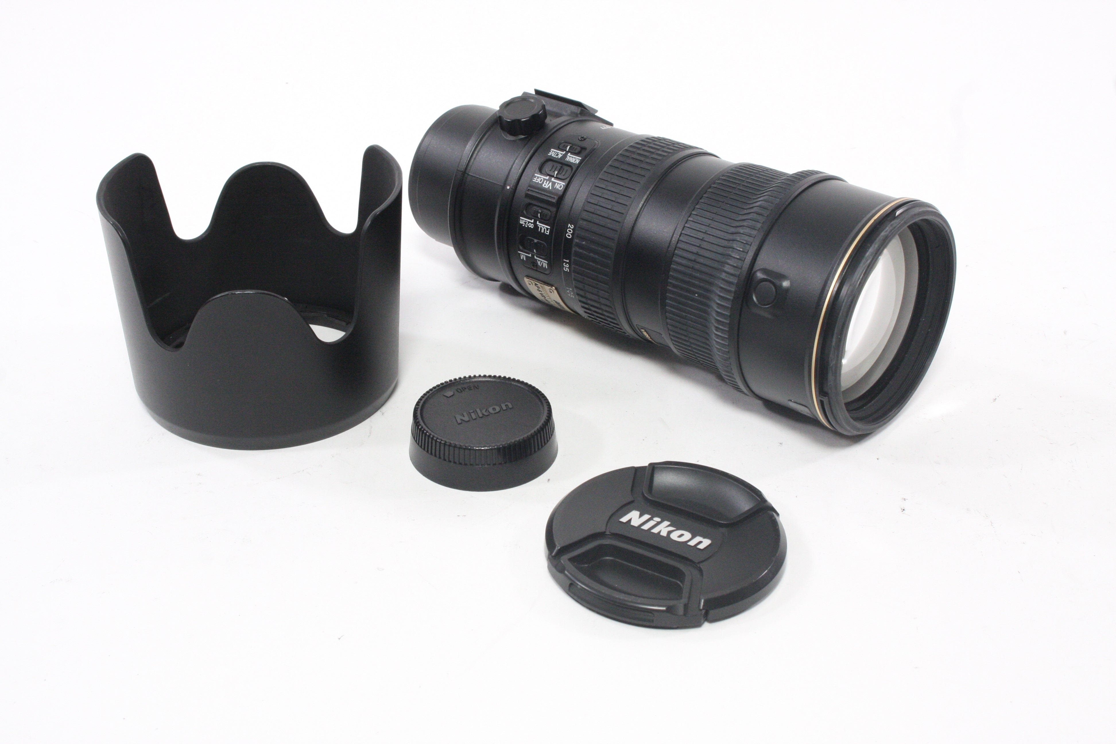 Nikon 70-200mm f/2.8 G AF-S VR Lens for Nikon F Mount