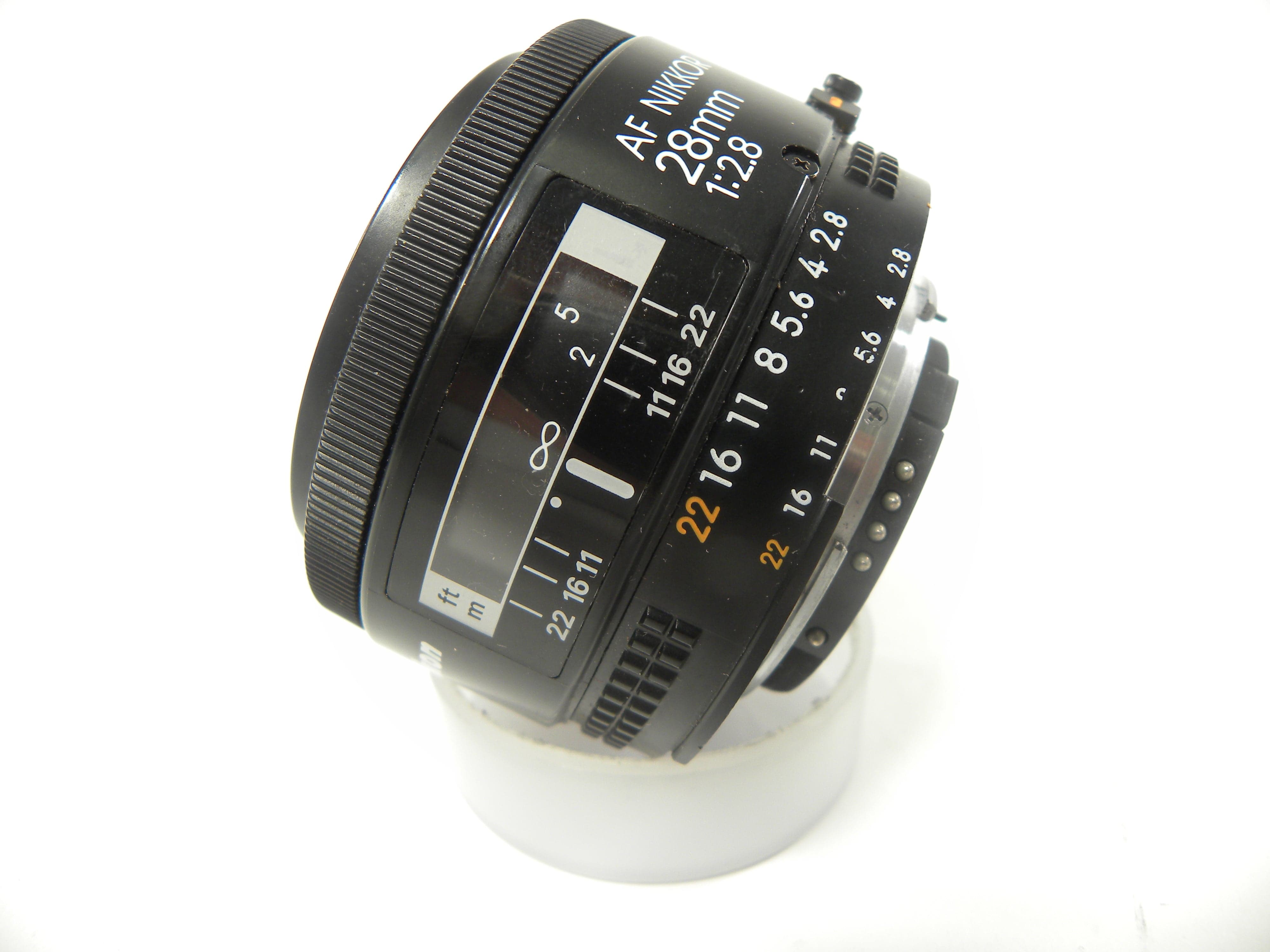 Nikon AF Nikkor 28mm f2.8