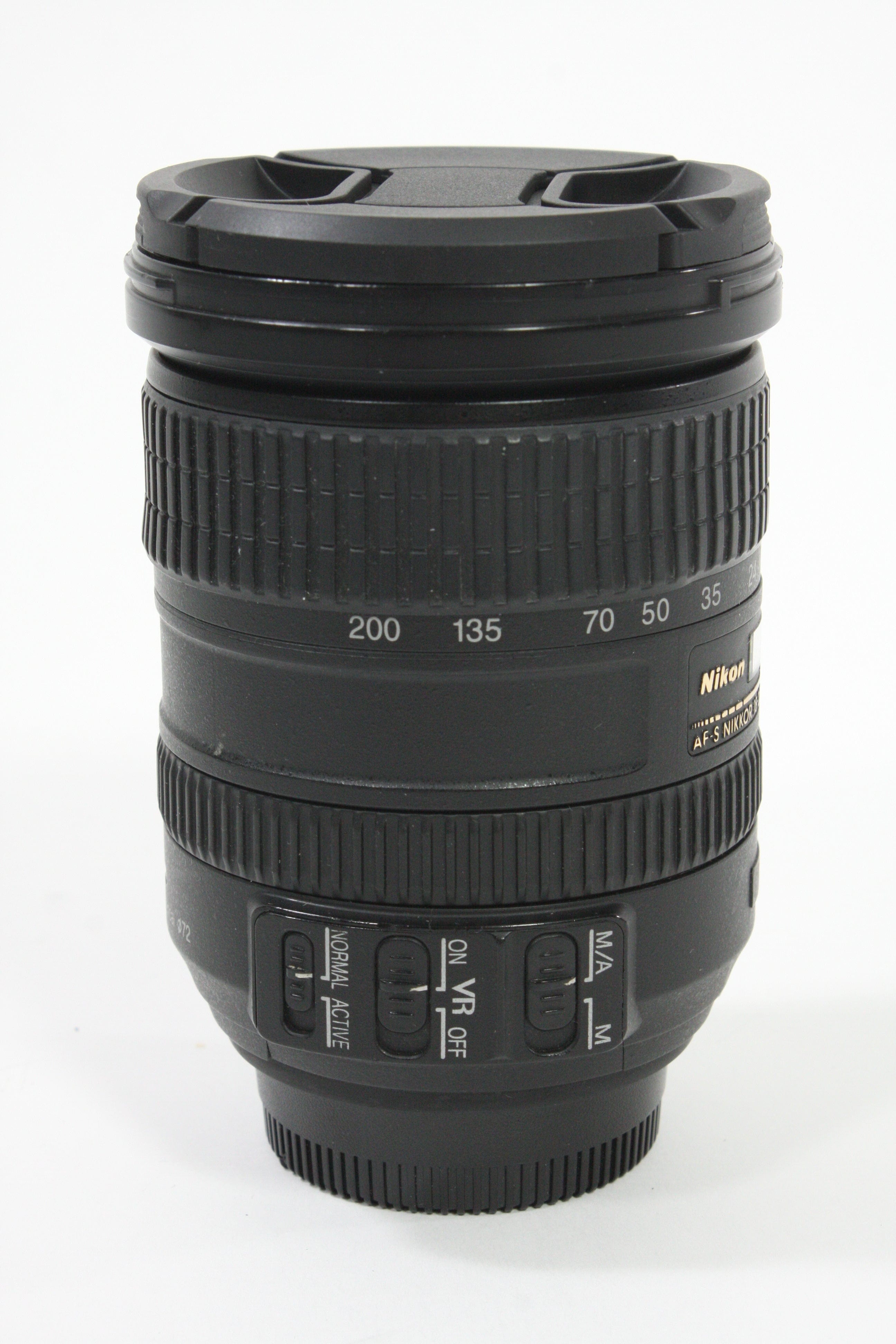 Nikon AF-S DX 18-200mm F3.5-5.6 G ED VR