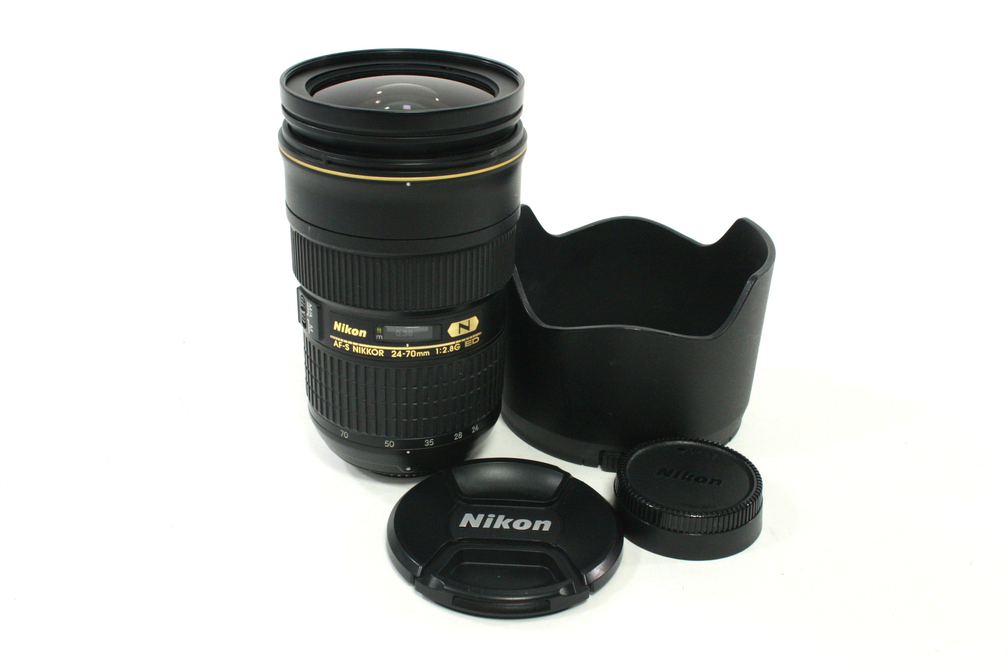 Nikon AF-S Nikkor 24-70mm F/2.8 G ED Lens - PLEASE READ
