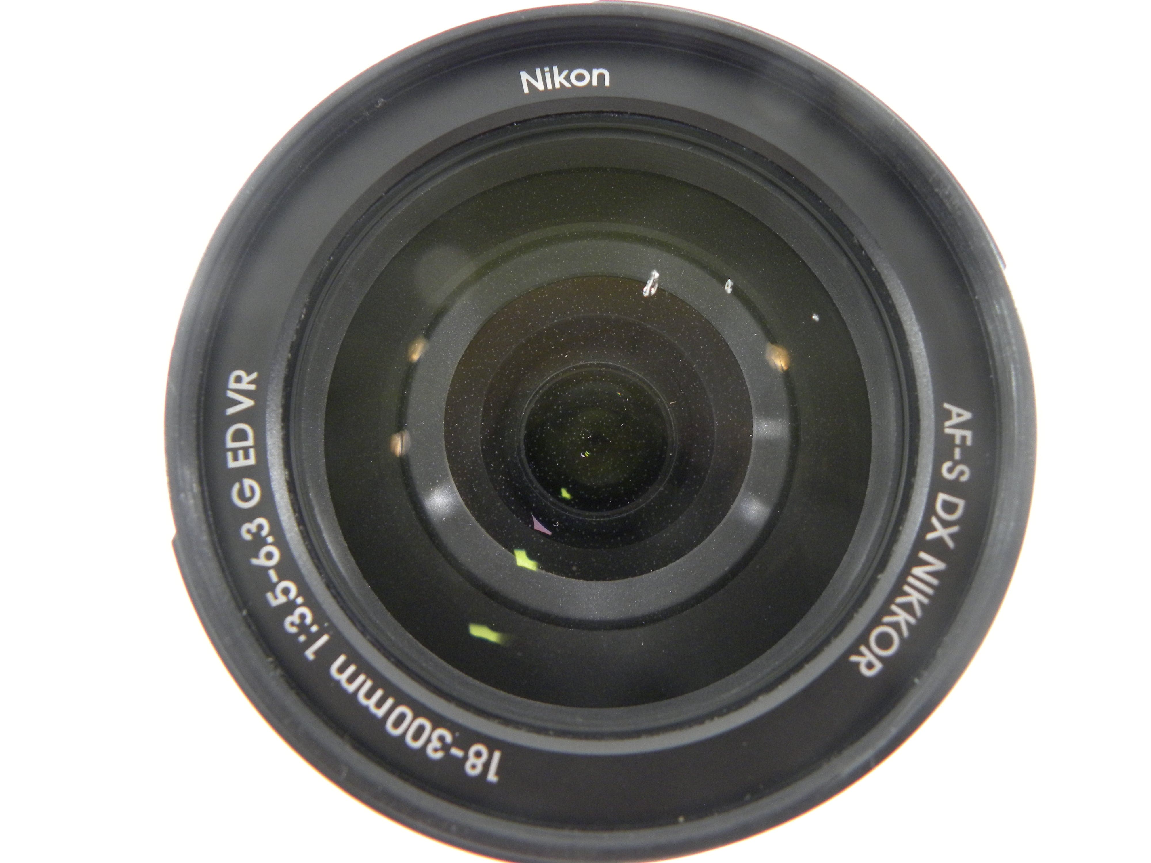 Nikon AF-S Nikkor DX VR ED IF 18-300mm f3.5-6.3G