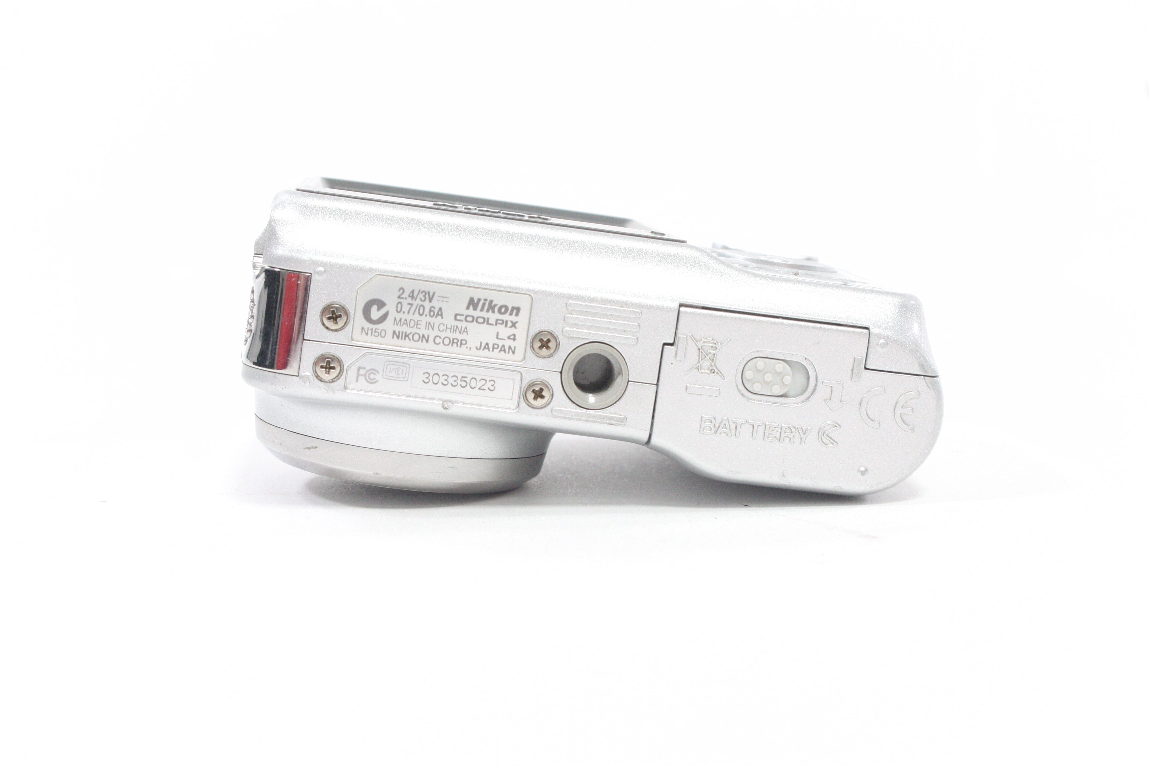 Nikon Coolpix L4 Digital Point-and-Shoot Camera 3x Zoom 4.0mp