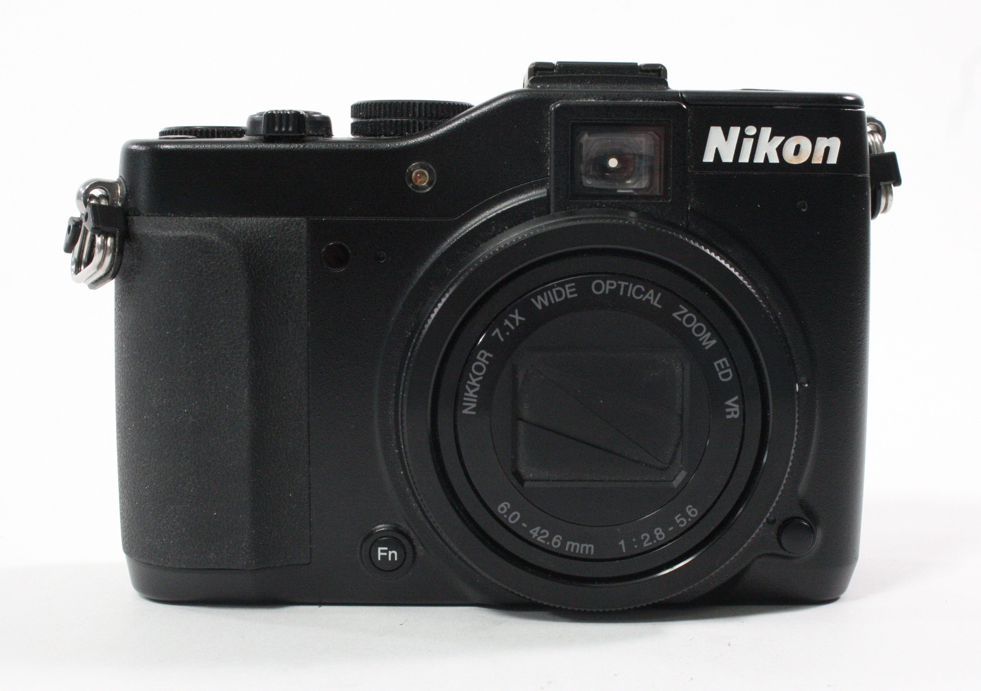 Nikon Coolpix P7000 Point and Shoot Digital Camera 7.1x Zoom 10.1mp