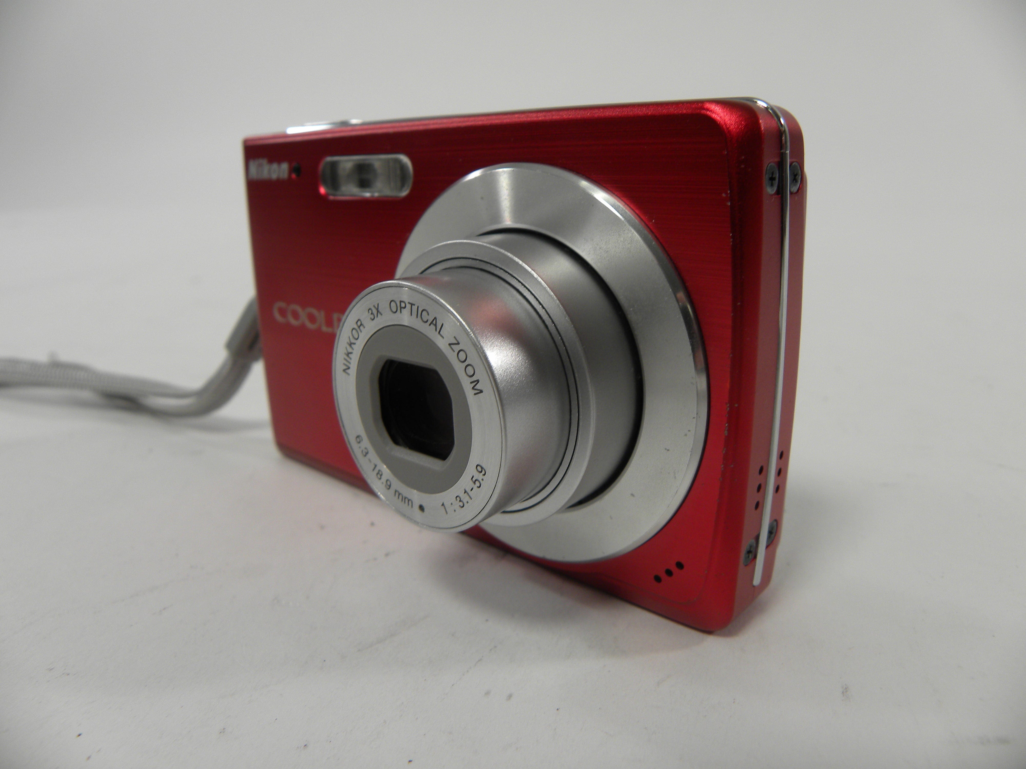 Nikon Coolpix S200 7.1mp Digital Camera (Red)