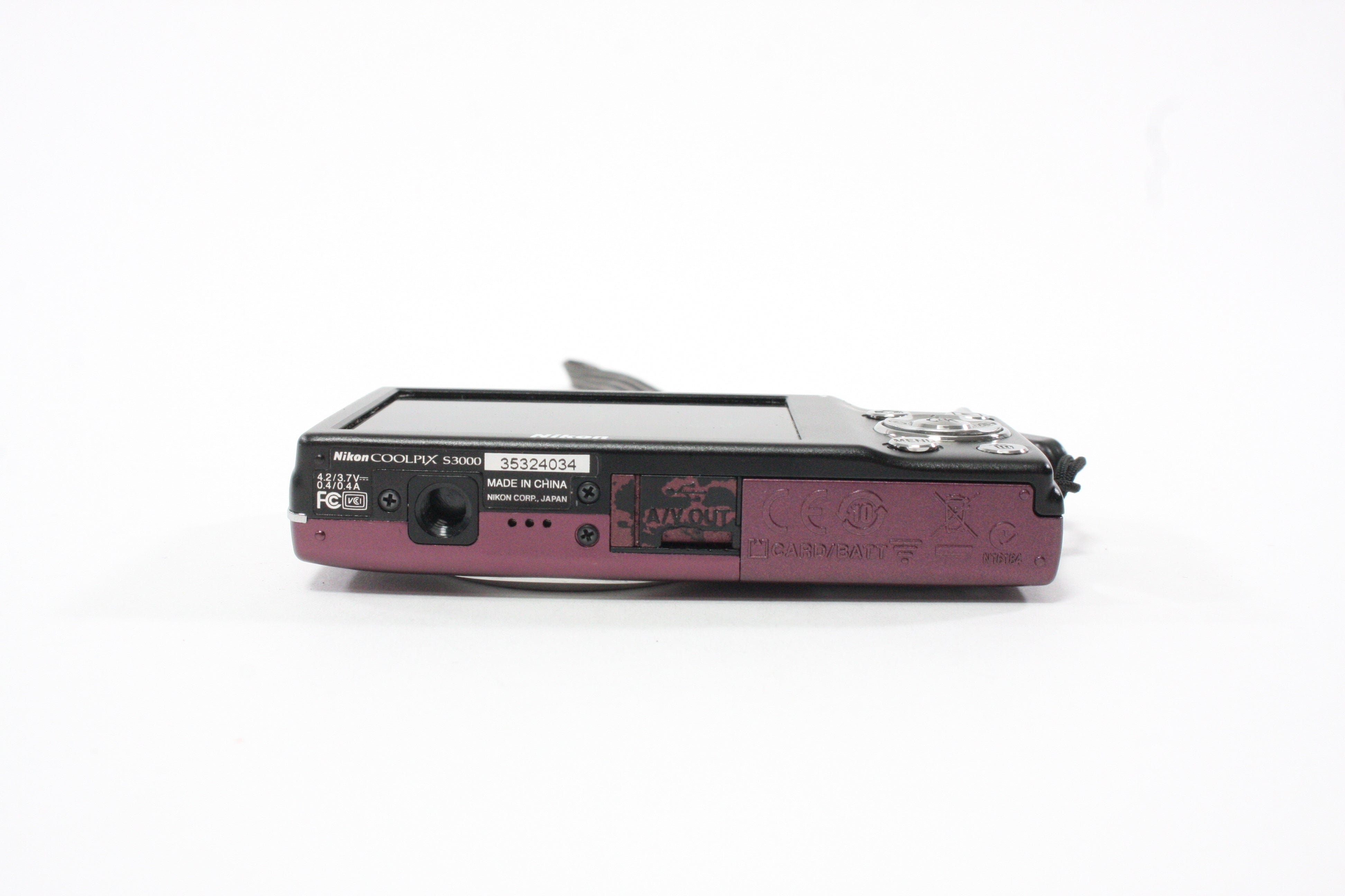 Nikon Coolpix S3000 Digital Point-and-Shoot 4x Zoom 12mp (Purple) AS-IS