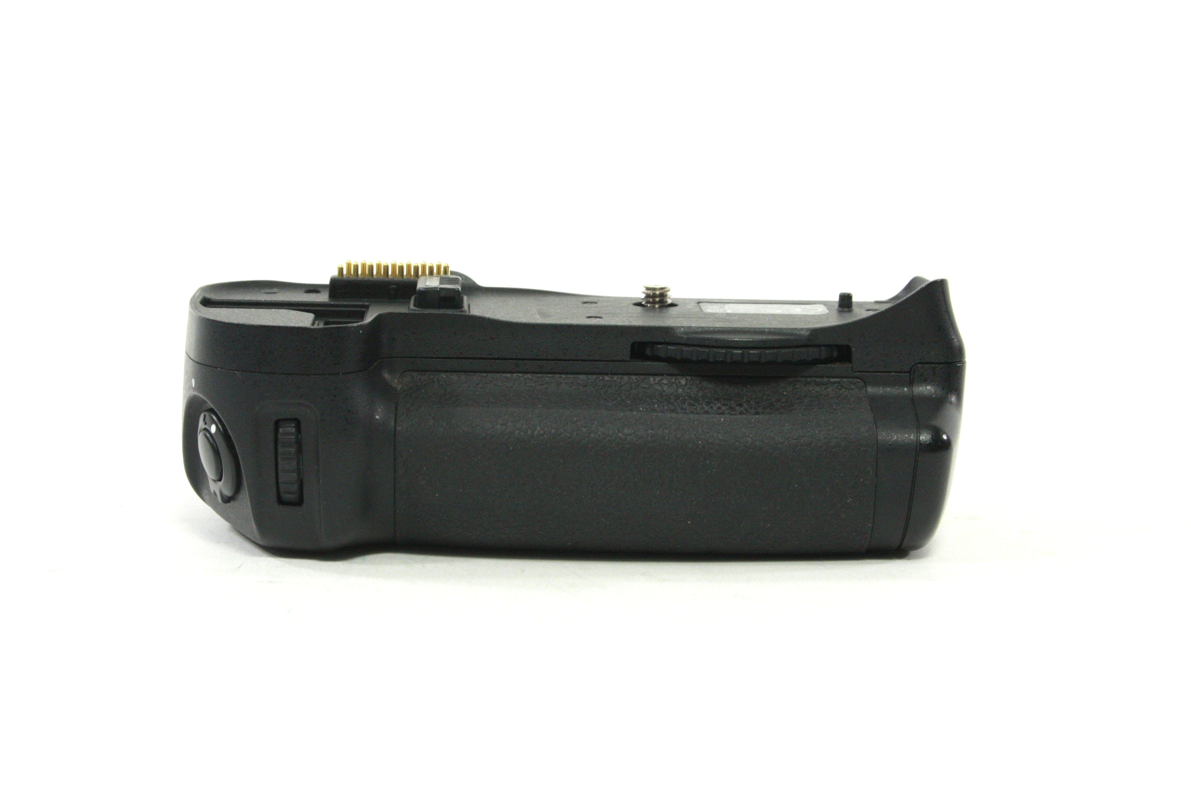 Nikon D300 Digital SLR w Nikon Grip and 2 AA Trays - Shutter Count 9,630