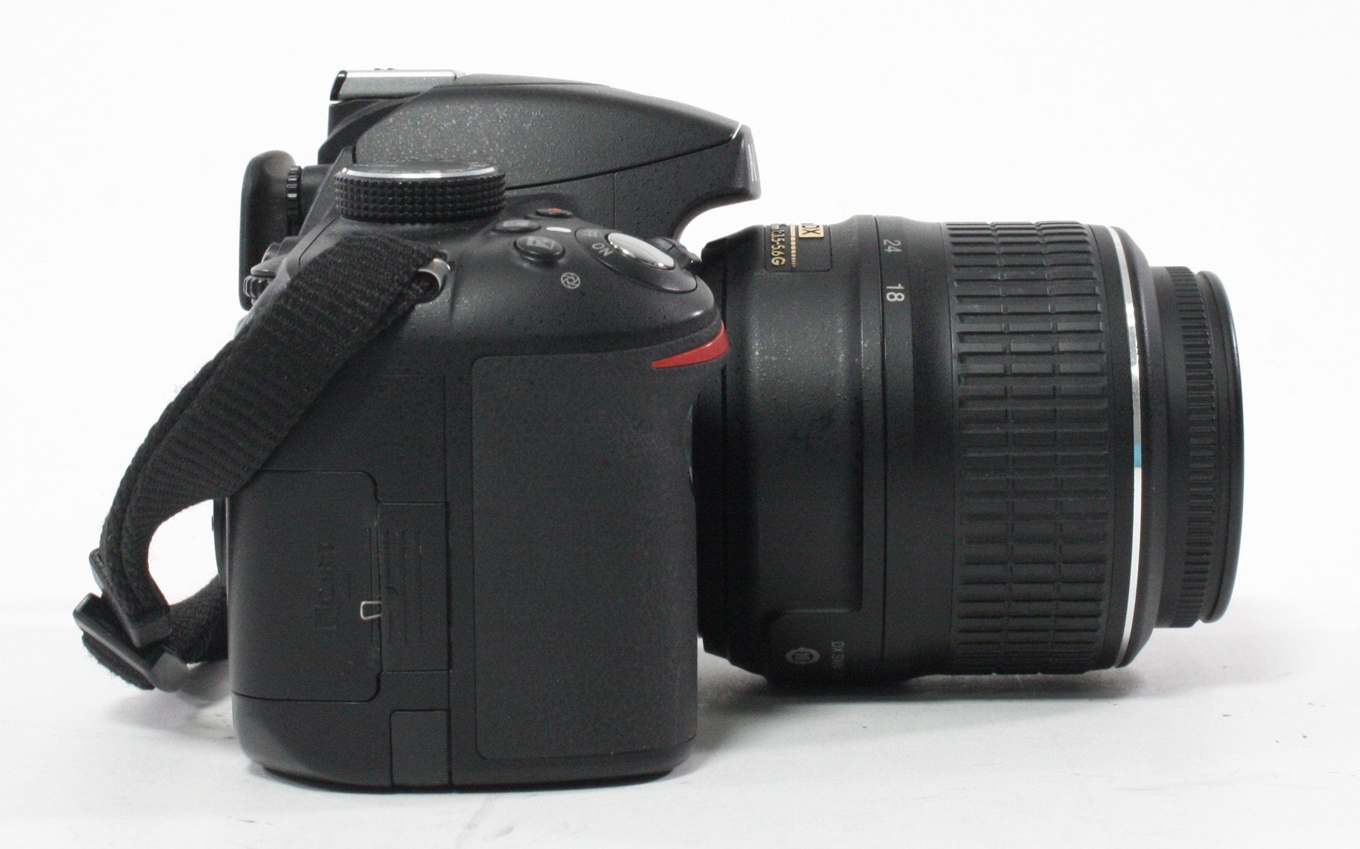 Nikon D3200 with Nikon AF-S 18-55mm f/3.5-5.6 DX VR lens