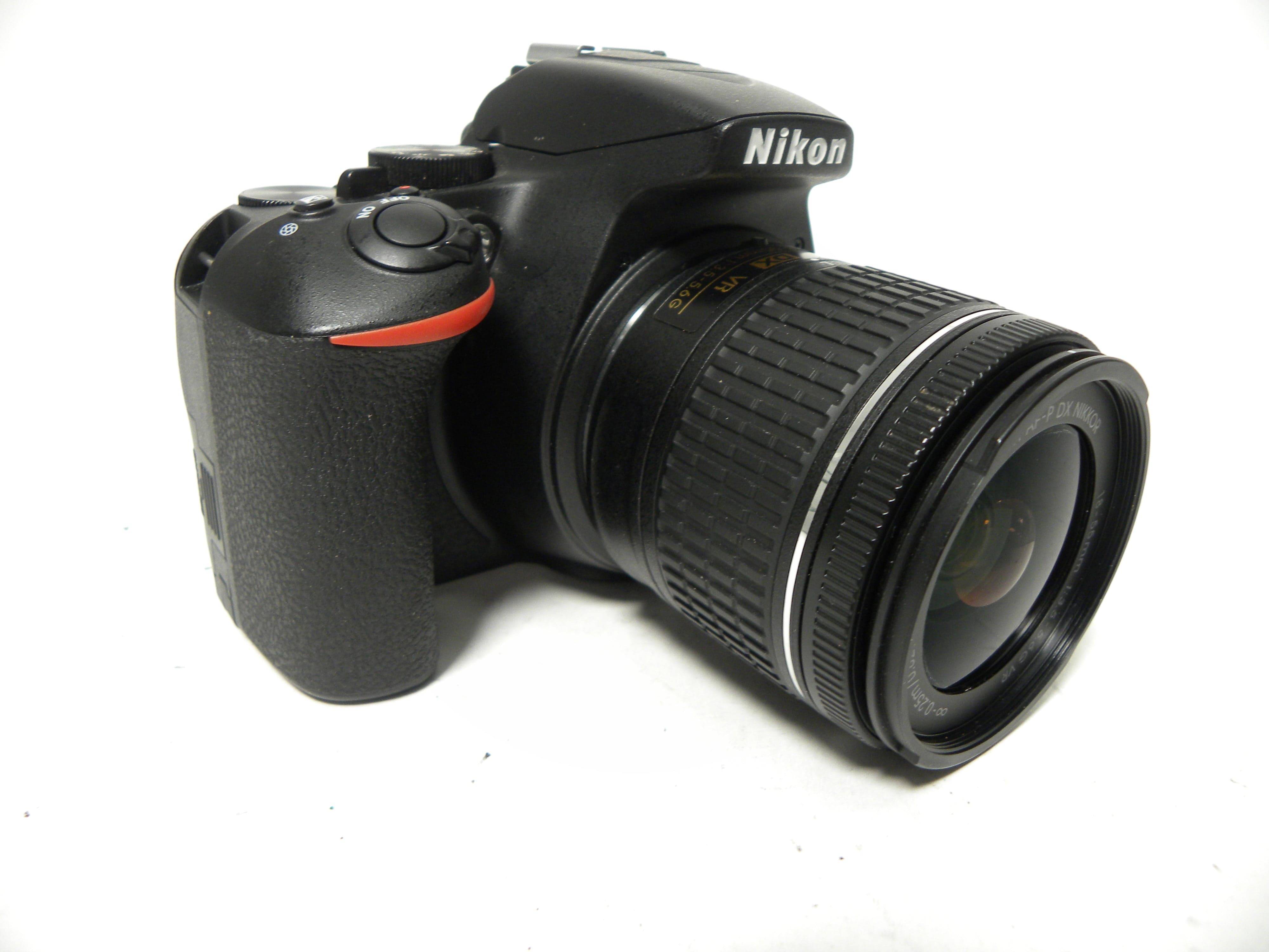 Nikon D3500 24.2mp Digital SLR w/AF-P 18-55mm VR DX FMount