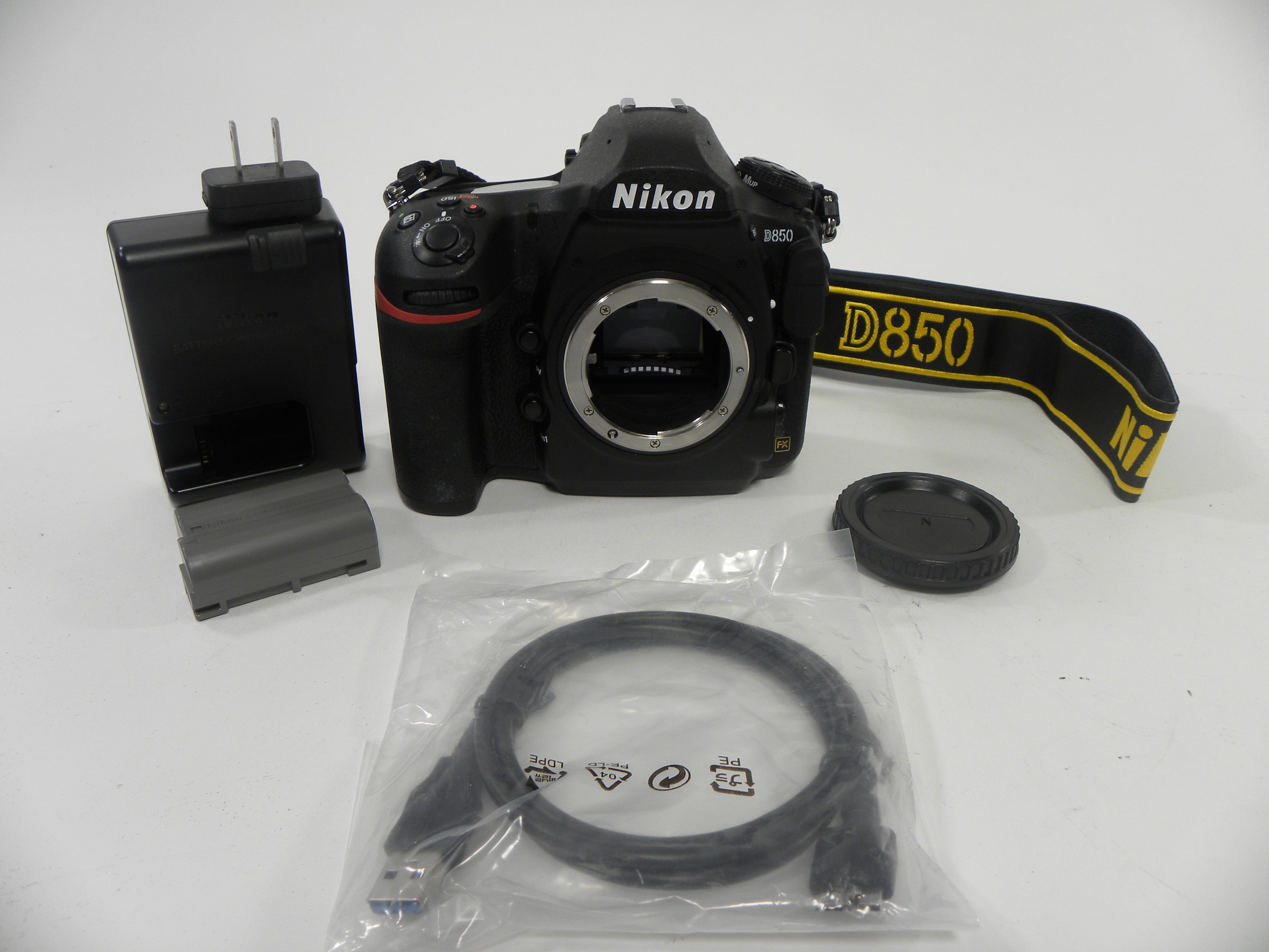 Nikon D850 45.7mp Digital SLR Camera Body Only Shutter Ct. 215
