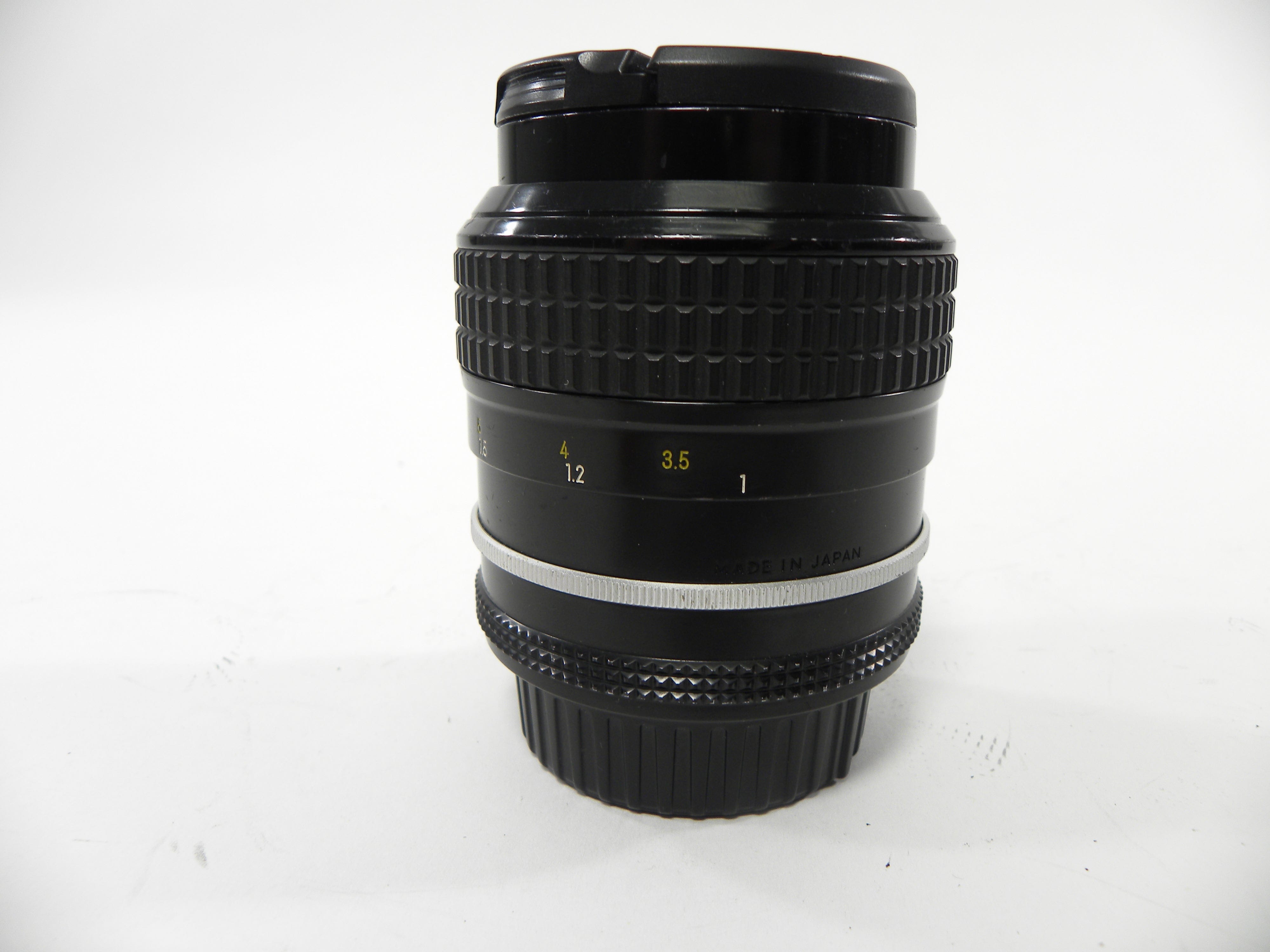 Nikon Nikkor 105mm f2.5